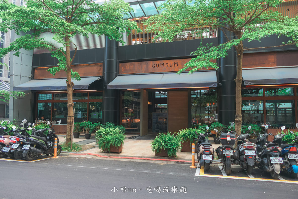 Gumgum Beer & Wings 雞翅啤酒吧-內科店|獨棟空間滿是綠色植栽,頂樓還打造露營風,簡直是都市裡的小綠洲,不限時、寵物友善空間,捷運西湖站 - 第2張圖 Gumgum Beer & Wings 雞翅啤酒吧-內科店|獨棟空間滿是綠色植栽,頂樓還打造露營風,簡直是都市裡的小綠洲,不限時、寵物友善空間,捷運西湖站
