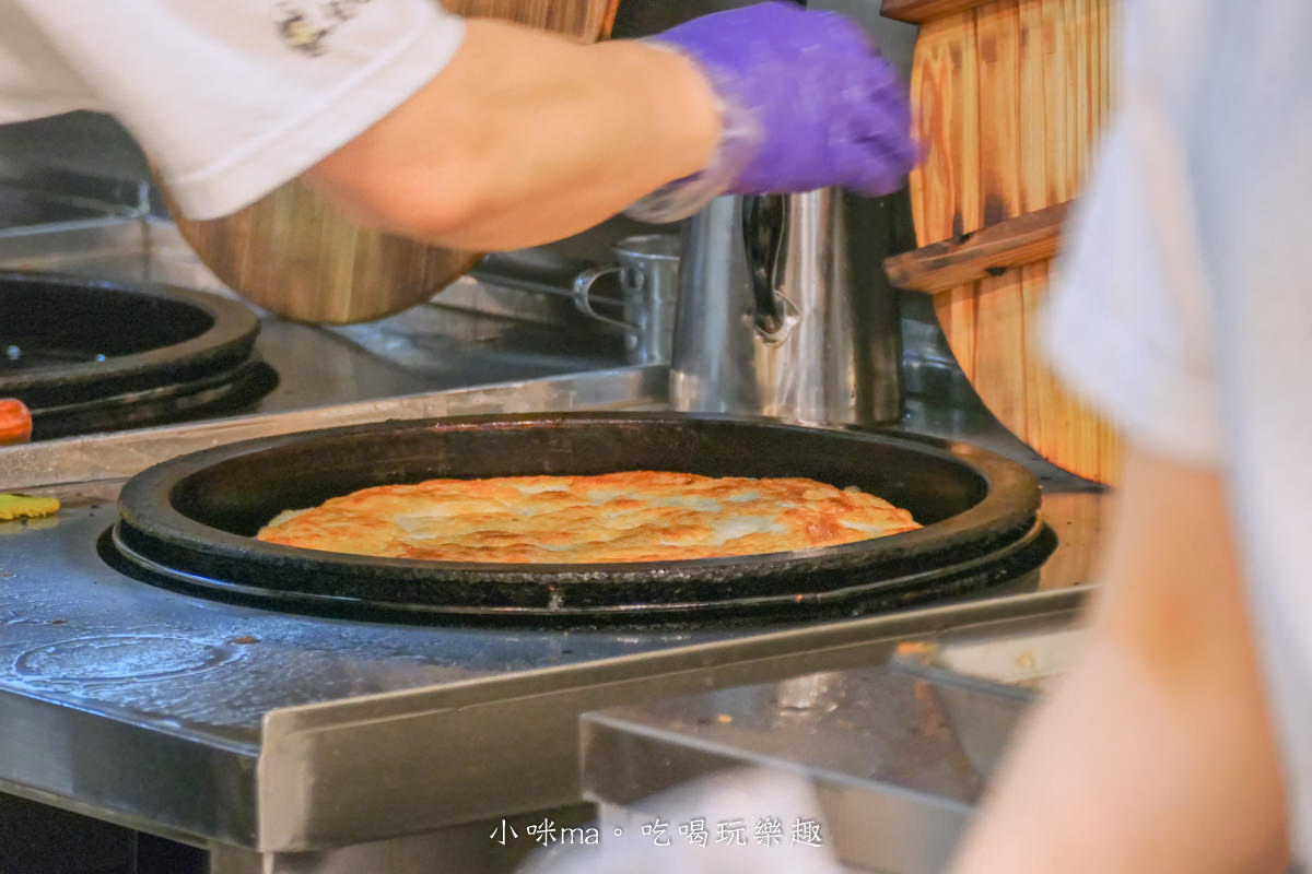 佳元蔥油餅舖-台北內湖店|蔥油餅口口嘎嘣脆,9種口味任你選,下午茶點心就選他,內湖美食 - 第1張圖 佳元蔥油餅舖-台北內湖店|蔥油餅口口嘎嘣脆,9種口味任你選,下午茶點心就選他,內湖美食