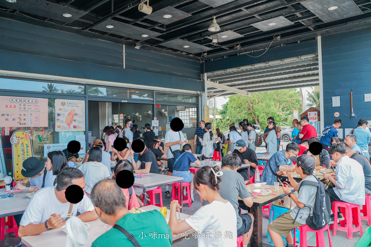 玉里橋頭臭豆腐-花蓮店|想吃臭臭這一味不用拉車去玉里,花蓮分店好停車又大間,流程、菜單報你知,花蓮美食 - 第4張圖 玉里橋頭臭豆腐-花蓮店|想吃臭臭這一味不用拉車去玉里,花蓮分店好停車又大間,流程、菜單報你知,花蓮美食