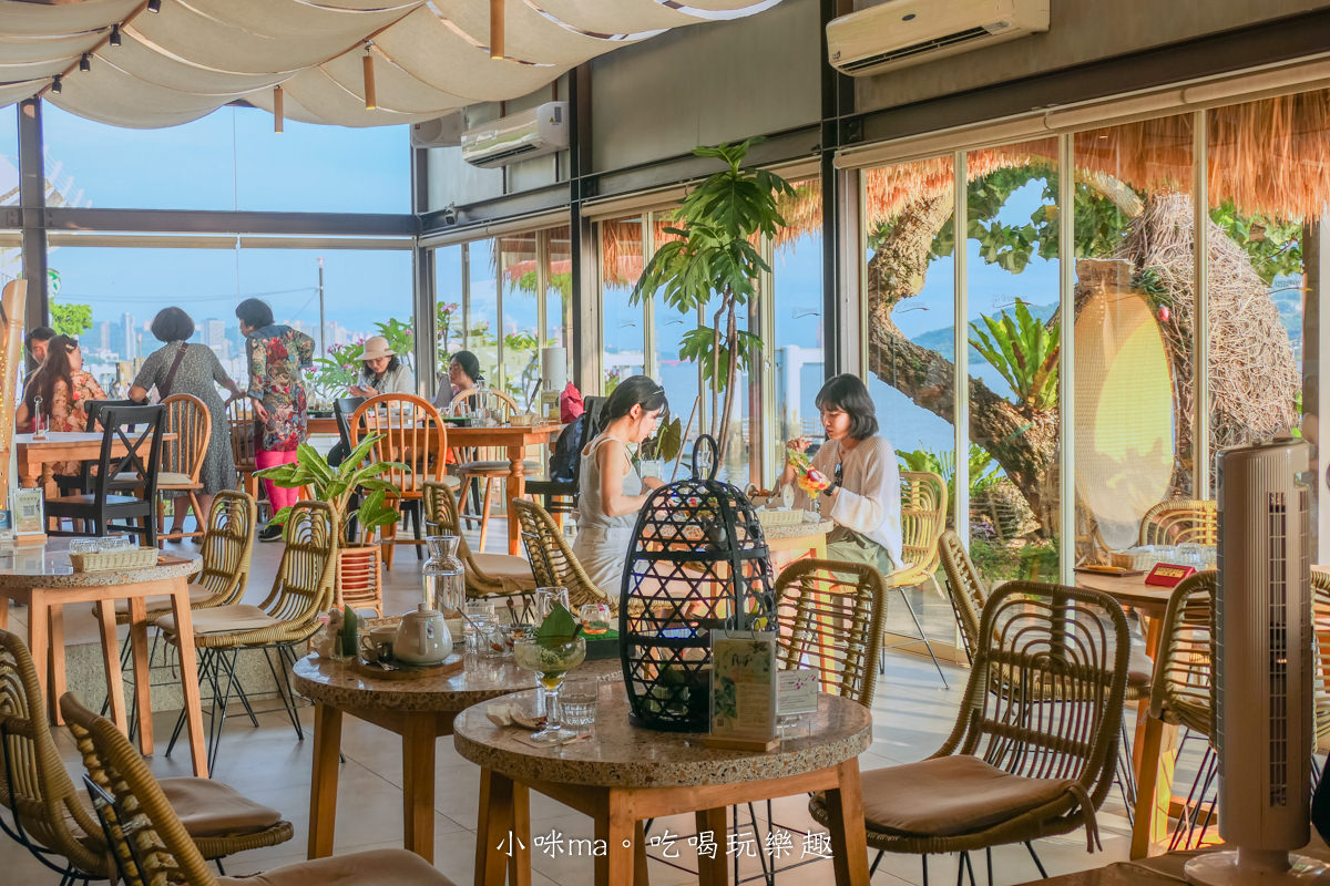 水灣餐廳waterfront 榕堤店｜真心不騙~這裡就是峇里島，南洋風味料理配上淡水河畔日落美景，不用出國就能感受到愜意氛圍，淡水美食