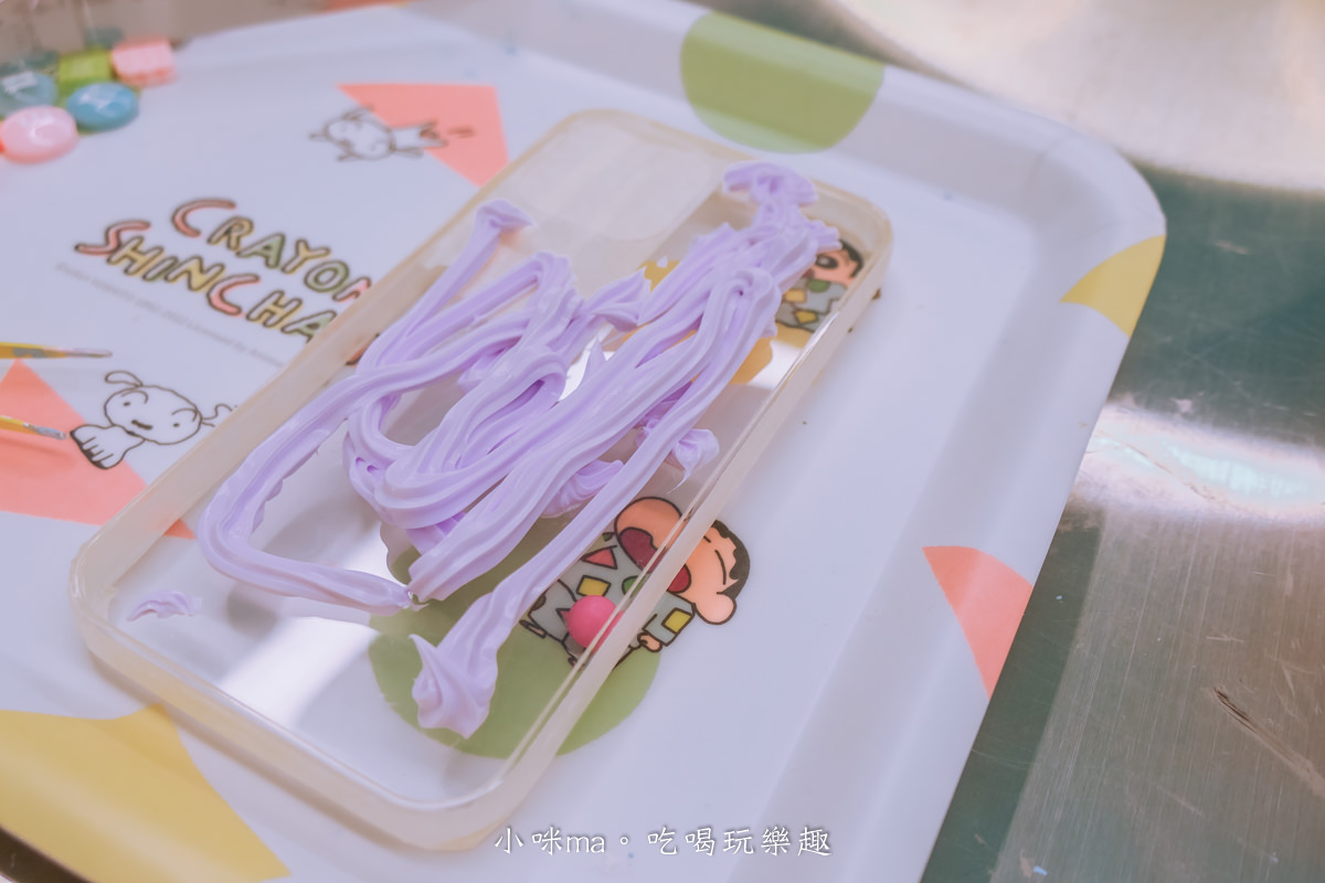 Uni由你手作｜全台第一家奶油膠DIY手機殼，400多種配件讓你均一價貼到飽，少女心大噴發啦~，捷運西門站