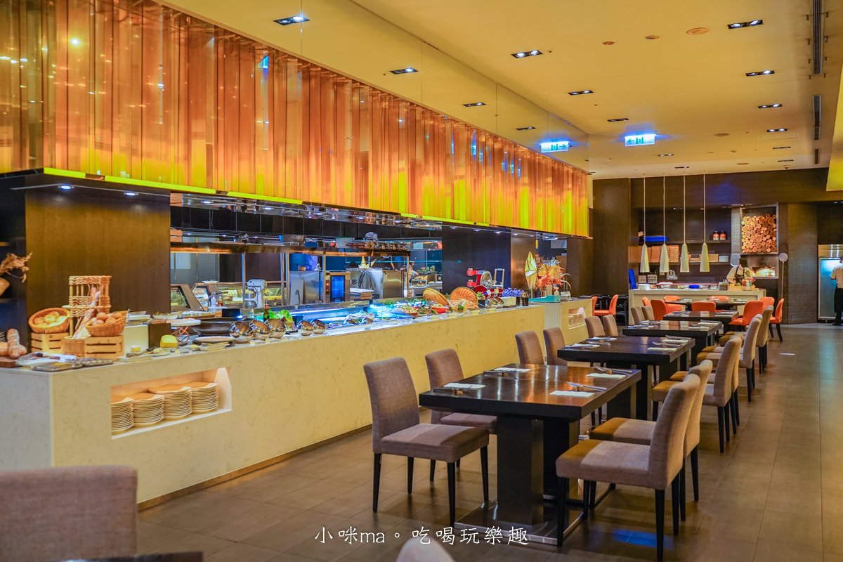 台北寒舍艾美酒店 探索廚房|果香烤牛腹肉、泰式涼拌蟹 豐富的異國料理帶你環遊世界,高水準甜點也不容錯過,台北吃到飽推薦 - 第5張圖 台北寒舍艾美酒店 探索廚房|果香烤牛腹肉、泰式涼拌蟹 豐富的異國料理帶你環遊世界,高水準甜點也不容錯過,台北吃到飽推薦