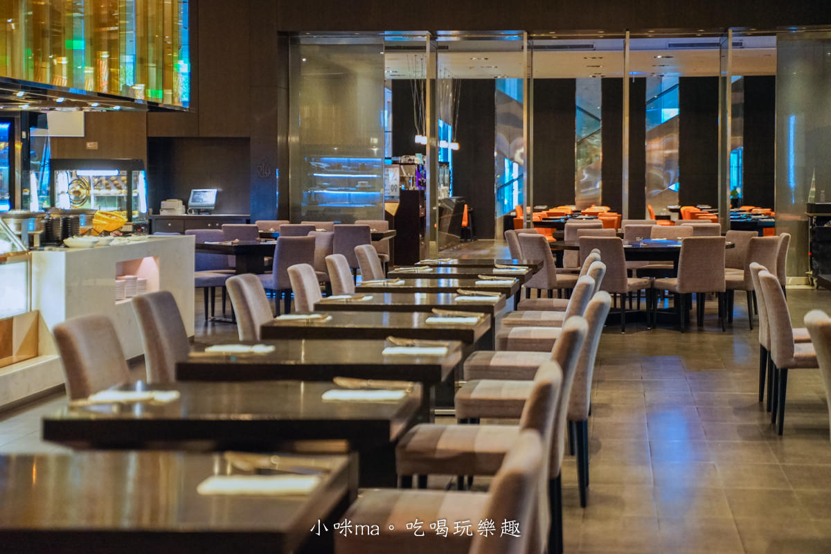 台北寒舍艾美酒店 探索廚房|果香烤牛腹肉、泰式涼拌蟹 豐富的異國料理帶你環遊世界,高水準甜點也不容錯過,台北吃到飽推薦 - 第6張圖 台北寒舍艾美酒店 探索廚房|果香烤牛腹肉、泰式涼拌蟹 豐富的異國料理帶你環遊世界,高水準甜點也不容錯過,台北吃到飽推薦