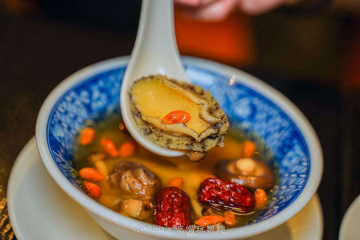 台北寒舍艾美酒店 探索廚房|果香烤牛腹肉、泰式涼拌蟹 豐富的異國料理帶你環遊世界,高水準甜點也不容錯過,台北吃到飽推薦 - 第52張圖 台北寒舍艾美酒店 探索廚房|果香烤牛腹肉、泰式涼拌蟹 豐富的異國料理帶你環遊世界,高水準甜點也不容錯過,台北吃到飽推薦