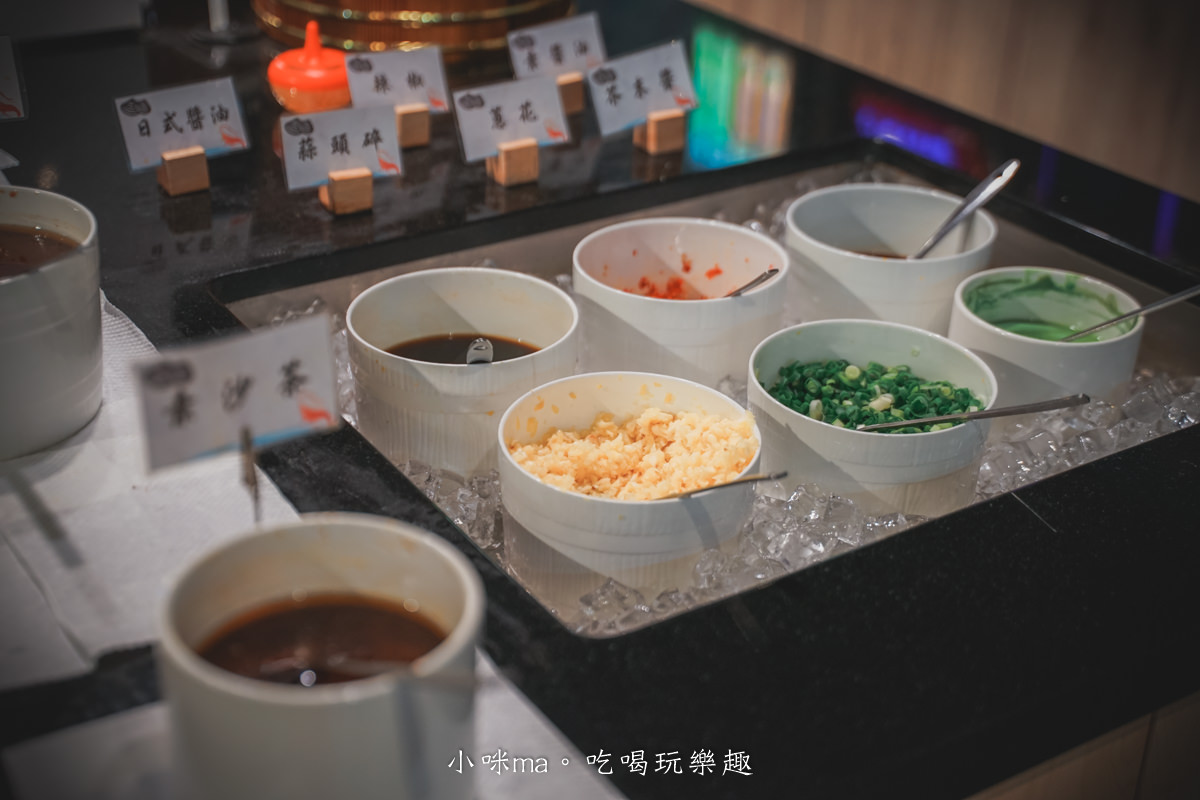 立馬吃一鍋。有機水產火鍋專賣 E.Ma Hot Pot|爆擊海鮮控味蕾!超鮮黑鑽蜆湯頭根本不讓你睡~,冰淇淋、飲料無限供應,板橋火鍋推薦 - 第16張圖 立馬吃一鍋。有機水產火鍋專賣 E.Ma Hot Pot|爆擊海鮮控味蕾!超鮮黑鑽蜆湯頭根本不讓你睡~,冰淇淋、飲料無限供應,板橋火鍋推薦