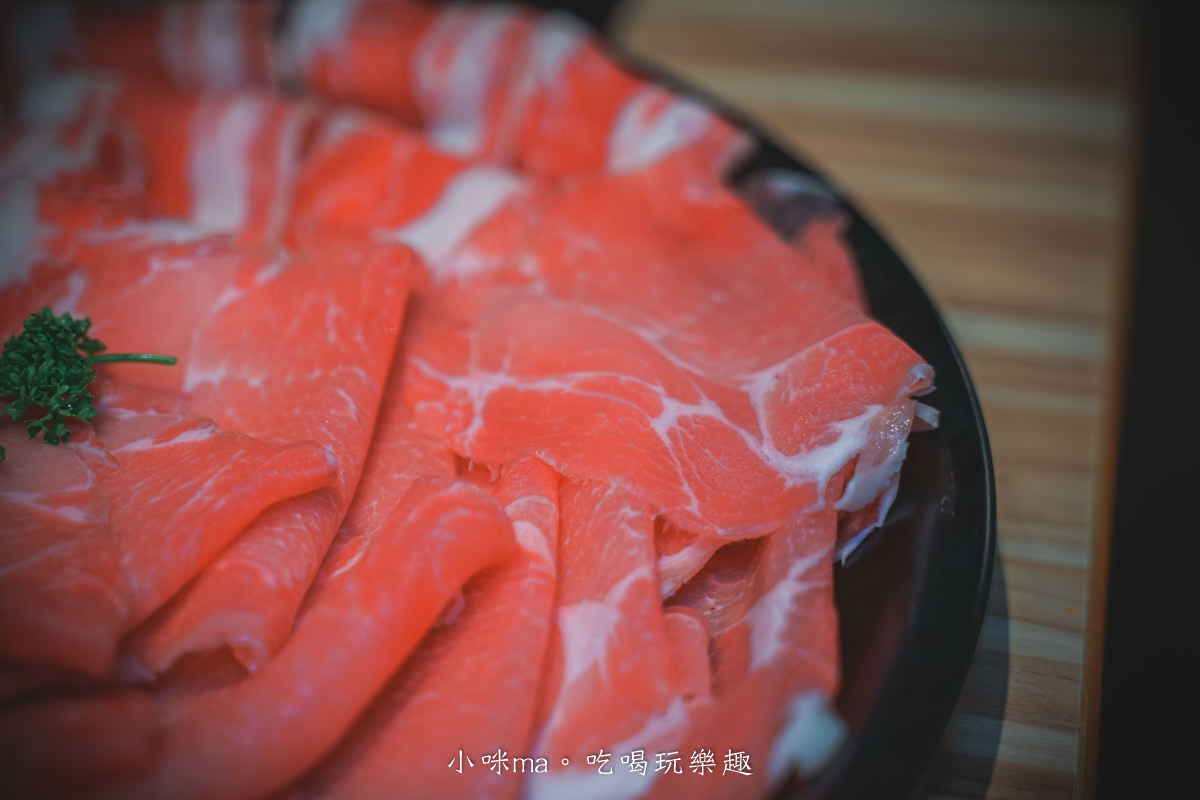 立馬吃一鍋。有機水產火鍋專賣 E.Ma Hot Pot|爆擊海鮮控味蕾!超鮮黑鑽蜆湯頭根本不讓你睡~,冰淇淋、飲料無限供應,板橋火鍋推薦 - 第38張圖 立馬吃一鍋。有機水產火鍋專賣 E.Ma Hot Pot|爆擊海鮮控味蕾!超鮮黑鑽蜆湯頭根本不讓你睡~,冰淇淋、飲料無限供應,板橋火鍋推薦