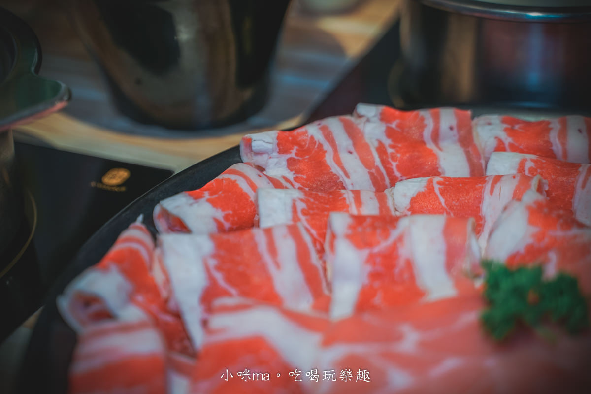 立馬吃一鍋。有機水產火鍋專賣 E.Ma Hot Pot|爆擊海鮮控味蕾!超鮮黑鑽蜆湯頭根本不讓你睡~,冰淇淋、飲料無限供應,板橋火鍋推薦 - 第35張圖 立馬吃一鍋。有機水產火鍋專賣 E.Ma Hot Pot|爆擊海鮮控味蕾!超鮮黑鑽蜆湯頭根本不讓你睡~,冰淇淋、飲料無限供應,板橋火鍋推薦