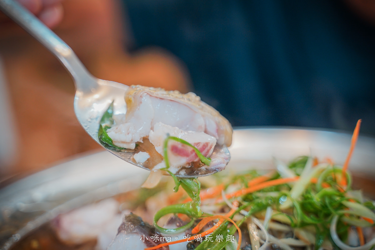 十一份活魚餐廳｜石門水庫必吃活魚四吃！稱斤現撈活魚 價格公開透明，菜色豐富選擇多，桃園美食 / 石門活魚推薦