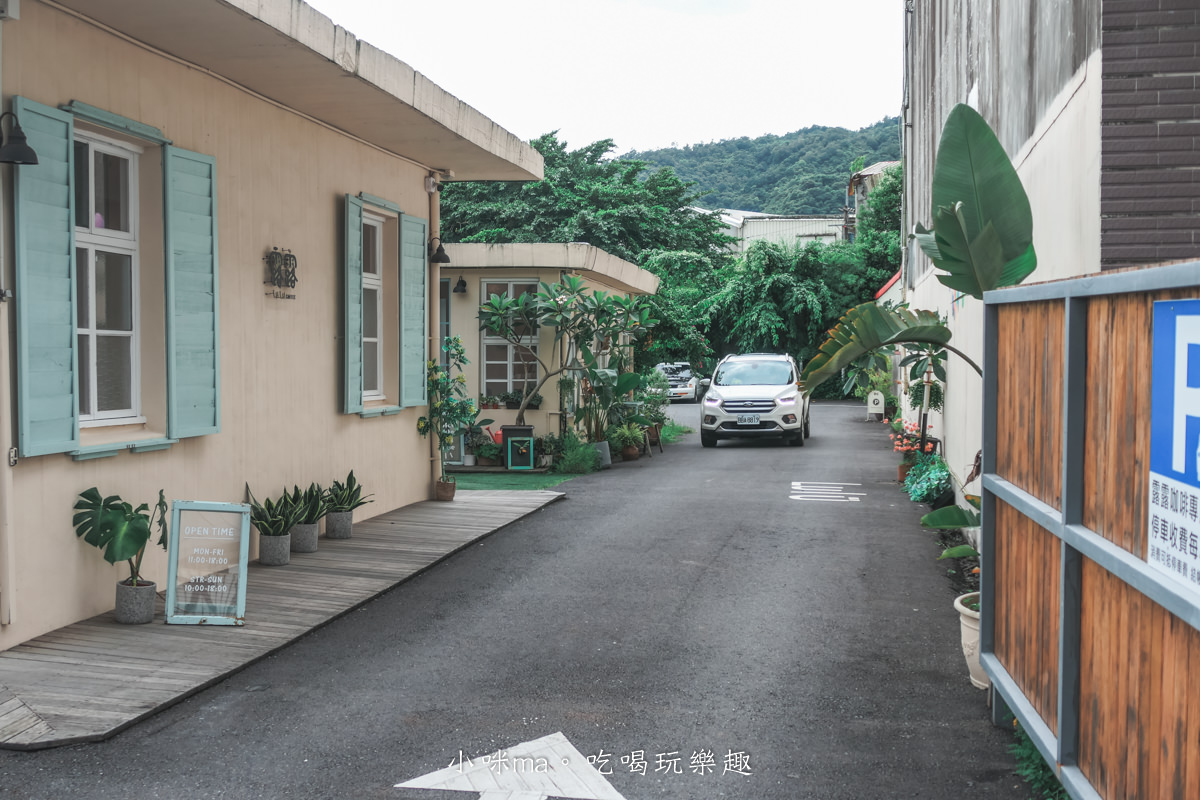 露露 Lulu Coffee|宜蘭三星好拍有質感的老宅咖啡廳,特製炸蝦飯糰超日本味,三星美食 / 宜蘭美食 - 第3張圖 露露 Lulu Coffee|宜蘭三星好拍有質感的老宅咖啡廳,特製炸蝦飯糰超日本味,三星美食 / 宜蘭美食