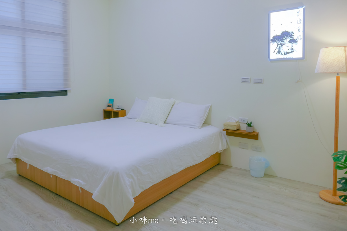 路邊覓宿｜可愛露營風 4人就可以包棟，電動麻將桌、KTV、頂樓烤肉、兒童泳池，宜蘭包棟推薦