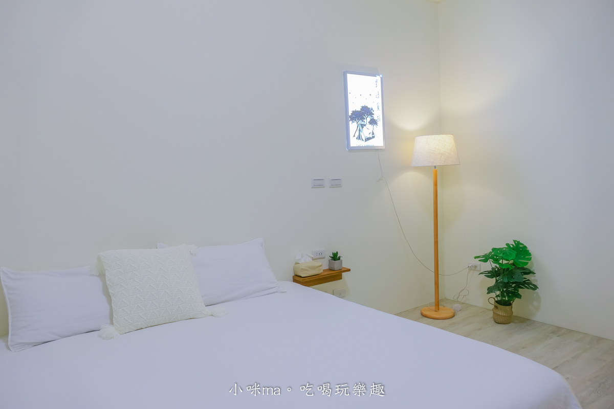 路邊覓宿｜可愛露營風 4人就可以包棟，電動麻將桌、KTV、頂樓烤肉、兒童泳池，宜蘭包棟推薦