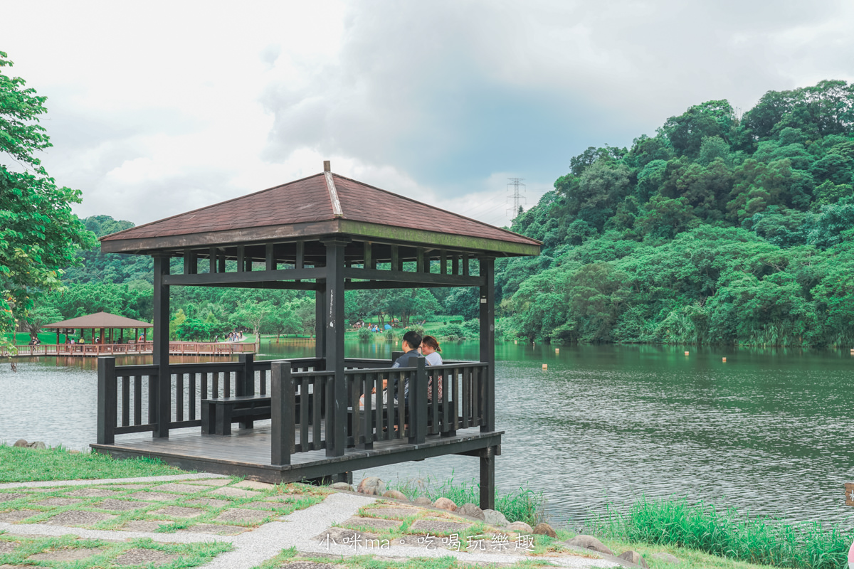 【桃園龍潭景點】三坑自然生態公園｜無料小溪戲水，悠閒環湖步道，還能順遊三坑老街、太平紅橋，桃園一日遊