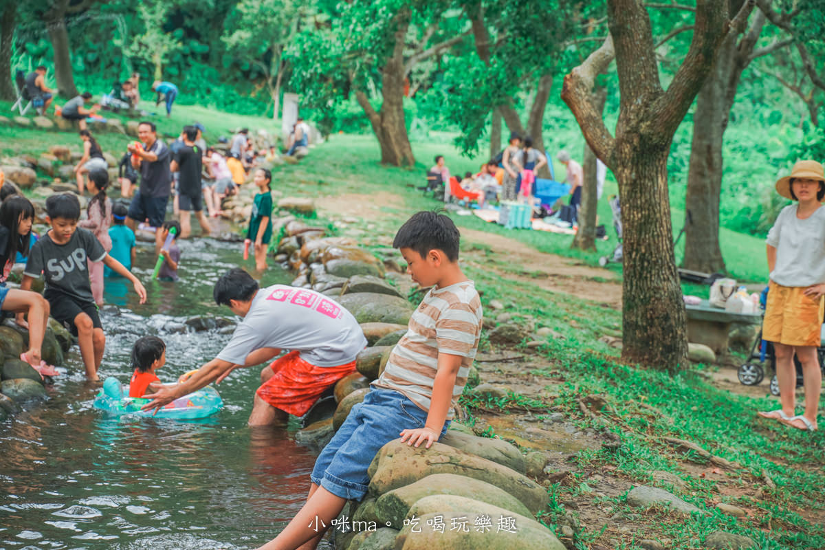 【桃園龍潭景點】三坑自然生態公園｜無料小溪戲水，悠閒環湖步道，還能順遊三坑老街、太平紅橋，桃園一日遊