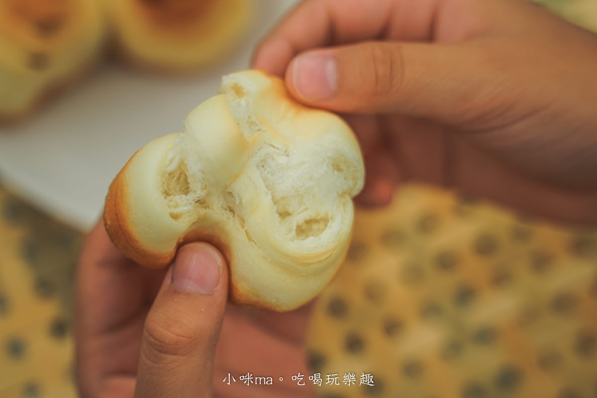 【淡水美食】二良脆皮烤饅頭-淡水店｜超人氣限量烤饅頭，一出爐滿街飄香，五種口味任你選，淡水老街小吃