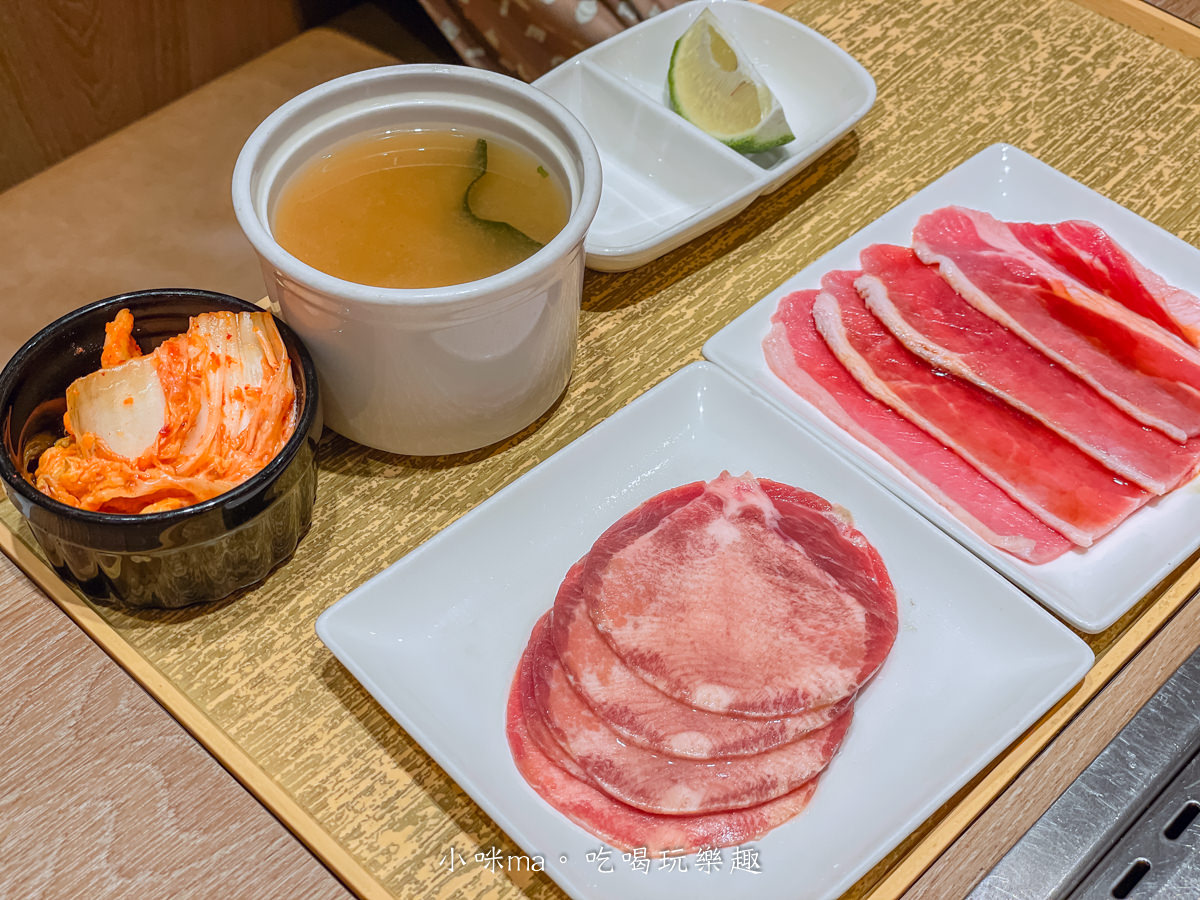 【一人燒肉推薦】燒肉LIKE(焼肉ライク)-中和環球店|邊緣人也能烤起來!180元就有雙拼燒肉可以吃,新北燒肉推薦 - 第21張圖 【一人燒肉推薦】燒肉LIKE(焼肉ライク)-中和環球店|邊緣人也能烤起來!180元就有雙拼燒肉可以吃,新北燒肉推薦