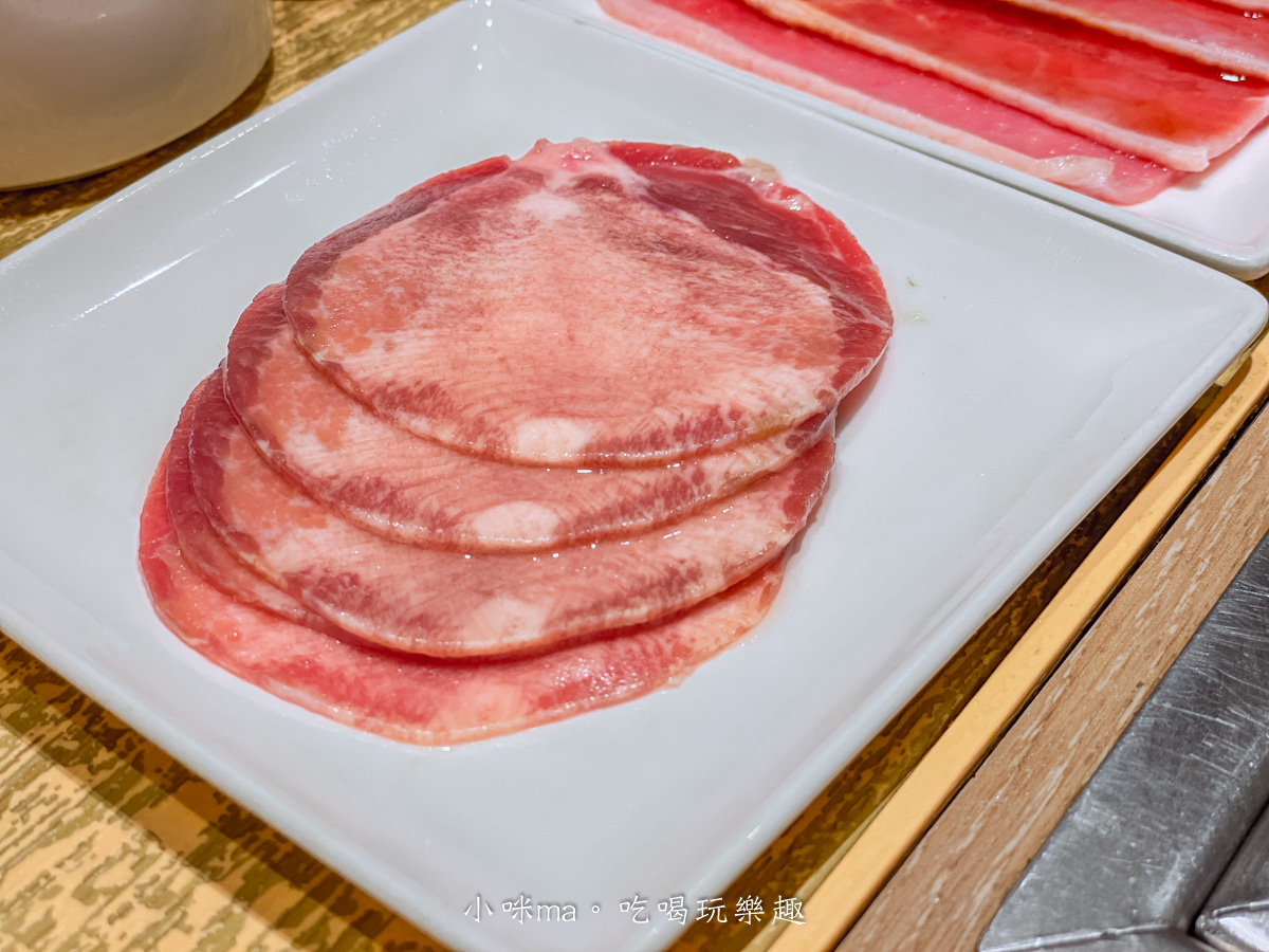 【一人燒肉推薦】燒肉LIKE(焼肉ライク)-中和環球店|邊緣人也能烤起來!180元就有雙拼燒肉可以吃,新北燒肉推薦 - 第24張圖 【一人燒肉推薦】燒肉LIKE(焼肉ライク)-中和環球店|邊緣人也能烤起來!180元就有雙拼燒肉可以吃,新北燒肉推薦