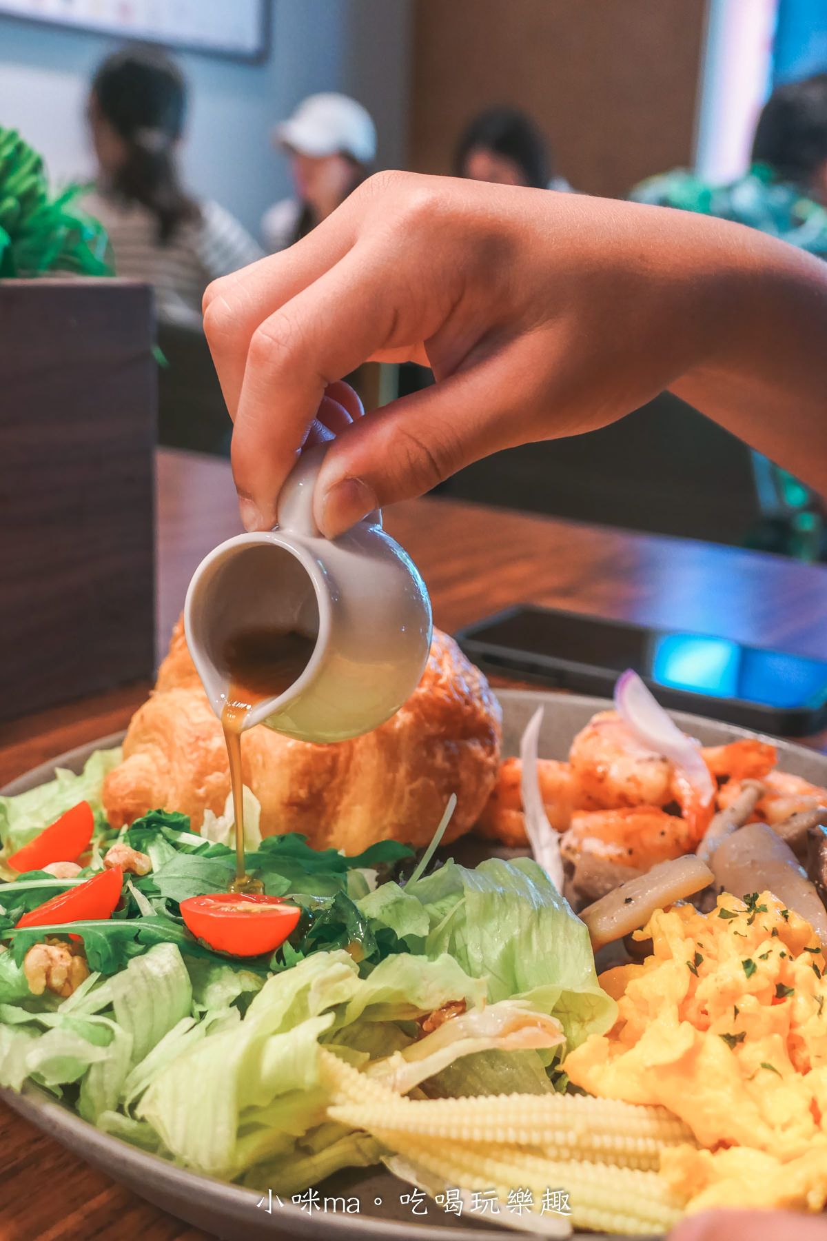 【南京三民咖啡廳】CHIT CHAT Cafe|大份量早午餐有夠美味,提供免費插座可使用,松山美食 - 第14張圖 【南京三民咖啡廳】CHIT CHAT Cafe|大份量早午餐有夠美味,提供免費插座可使用,松山美食