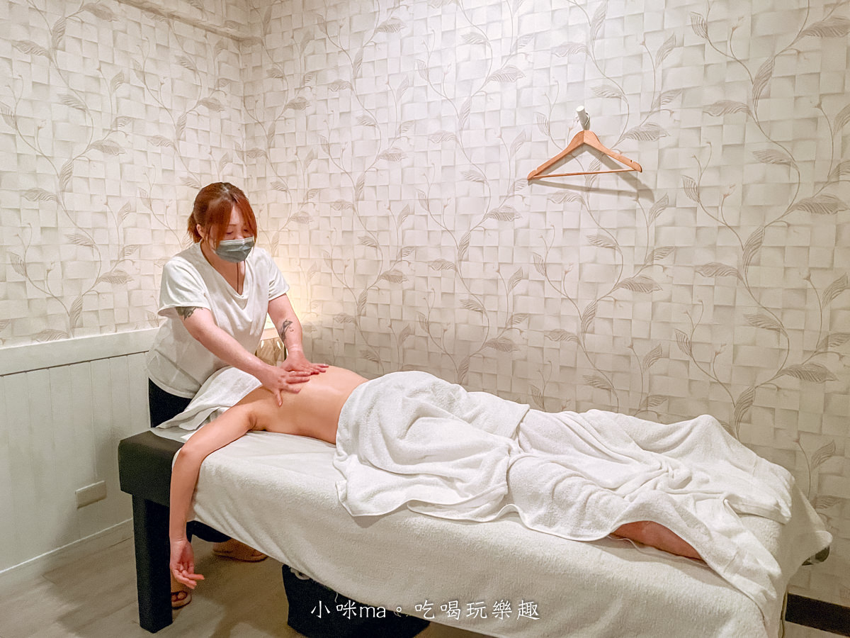 【台北SPA推薦】沐境微晨Spa & Massage｜客製化經絡按摩，脈輪卡牌選定你的能量精油，搭配西藏頌缽淨化解放身心靈，台北精油按摩