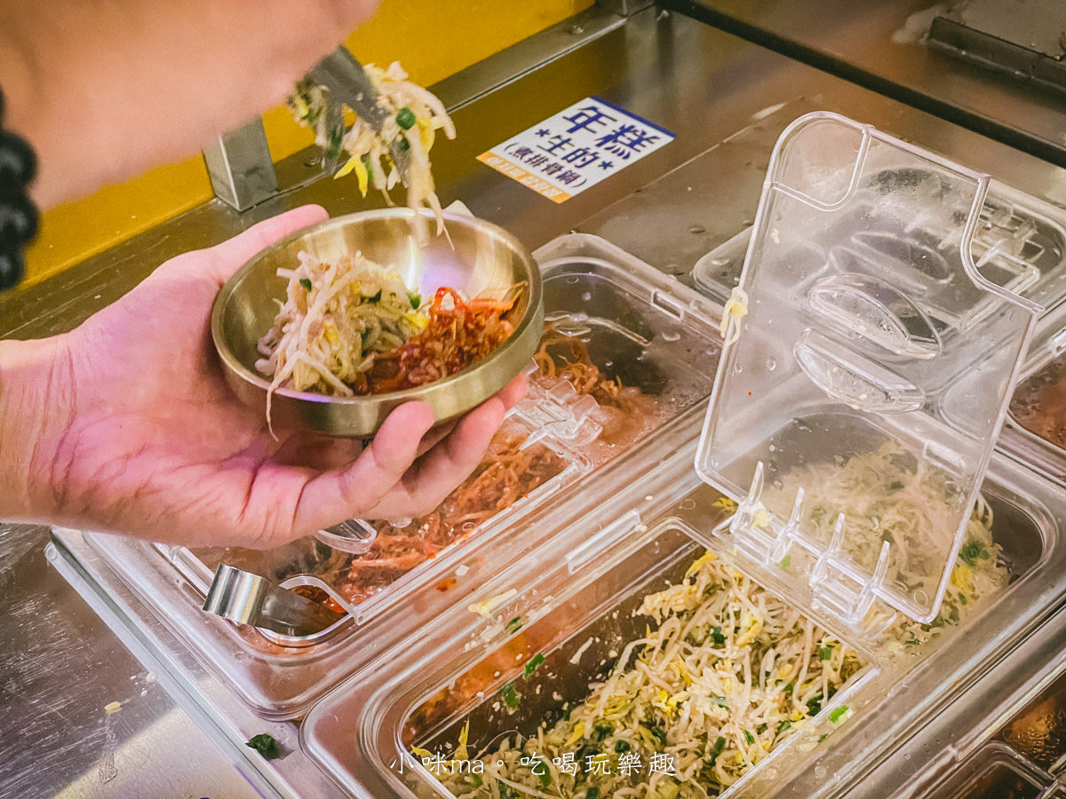 【內湖美食】Uncle-K 火烤店｜韓國道地元祖馬鈴薯排骨鍋進駐內湖商圈，韓國泡麵 年糕無限供應，還有免費遊戲機台可以玩，附菜單