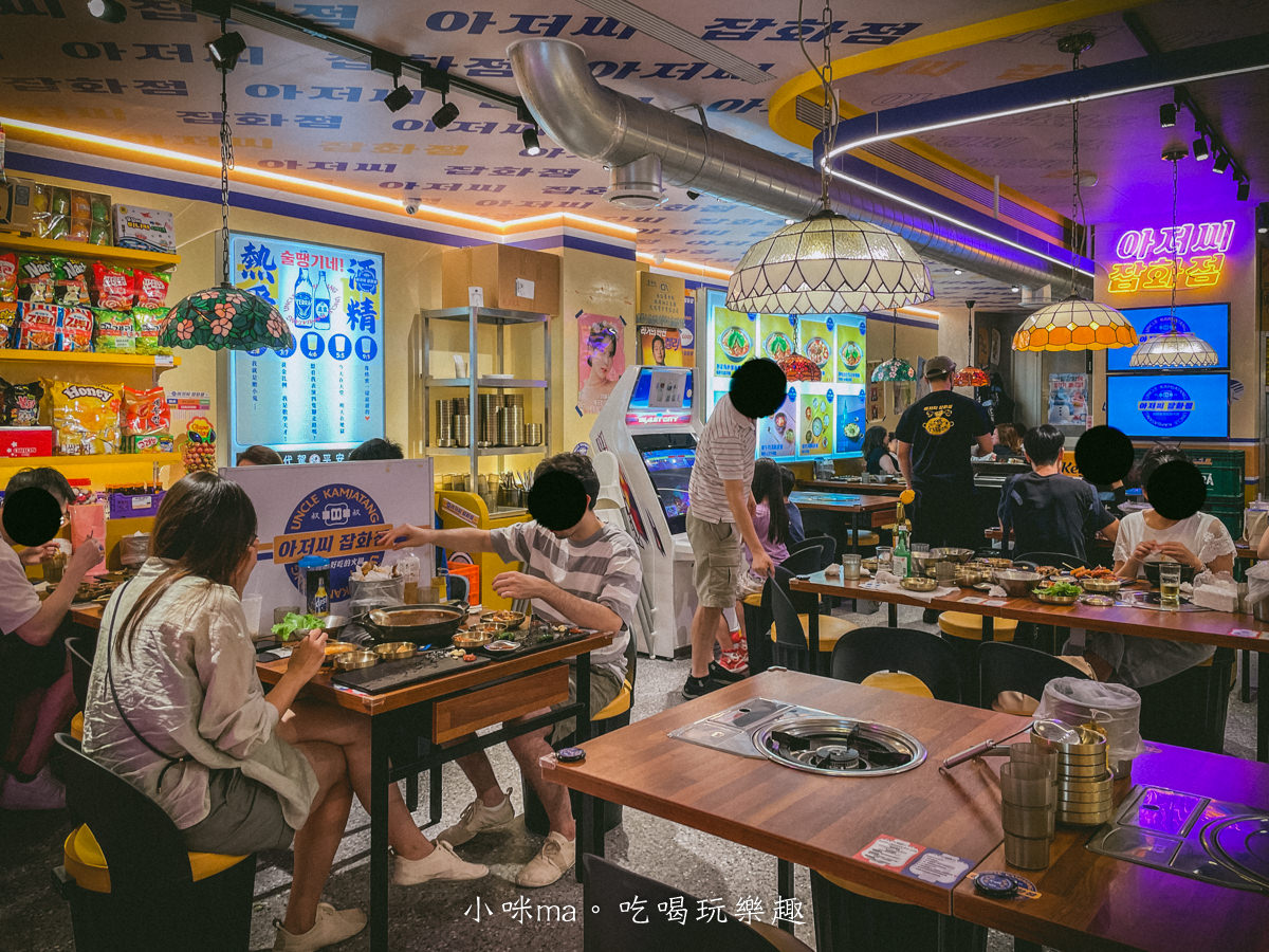 【內湖美食】Uncle-K 火烤店｜韓國道地元祖馬鈴薯排骨鍋進駐內湖商圈，韓國泡麵 年糕無限供應，還有免費遊戲機台可以玩，附菜單