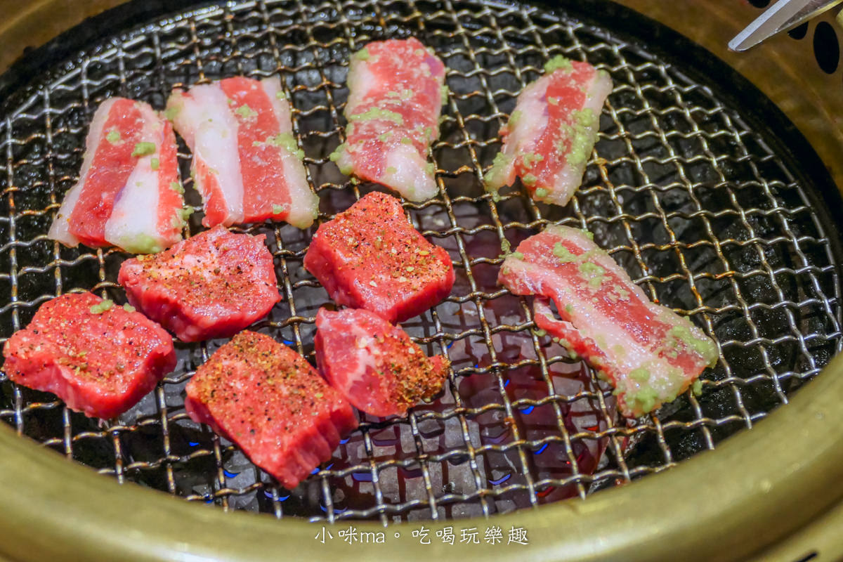 【大阪美食】國產牛燒肉放題 道頓堀御堂筋店|大阪超人氣燒肉吃到飽!沒有訂位就有的你等了,附中文菜單、線上訂位,日本燒肉吃到飽推薦 - 第26張圖 【大阪美食】國產牛燒肉放題 道頓堀御堂筋店|大阪超人氣燒肉吃到飽!沒有訂位就有的你等了,附中文菜單、線上訂位,日本燒肉吃到飽推薦