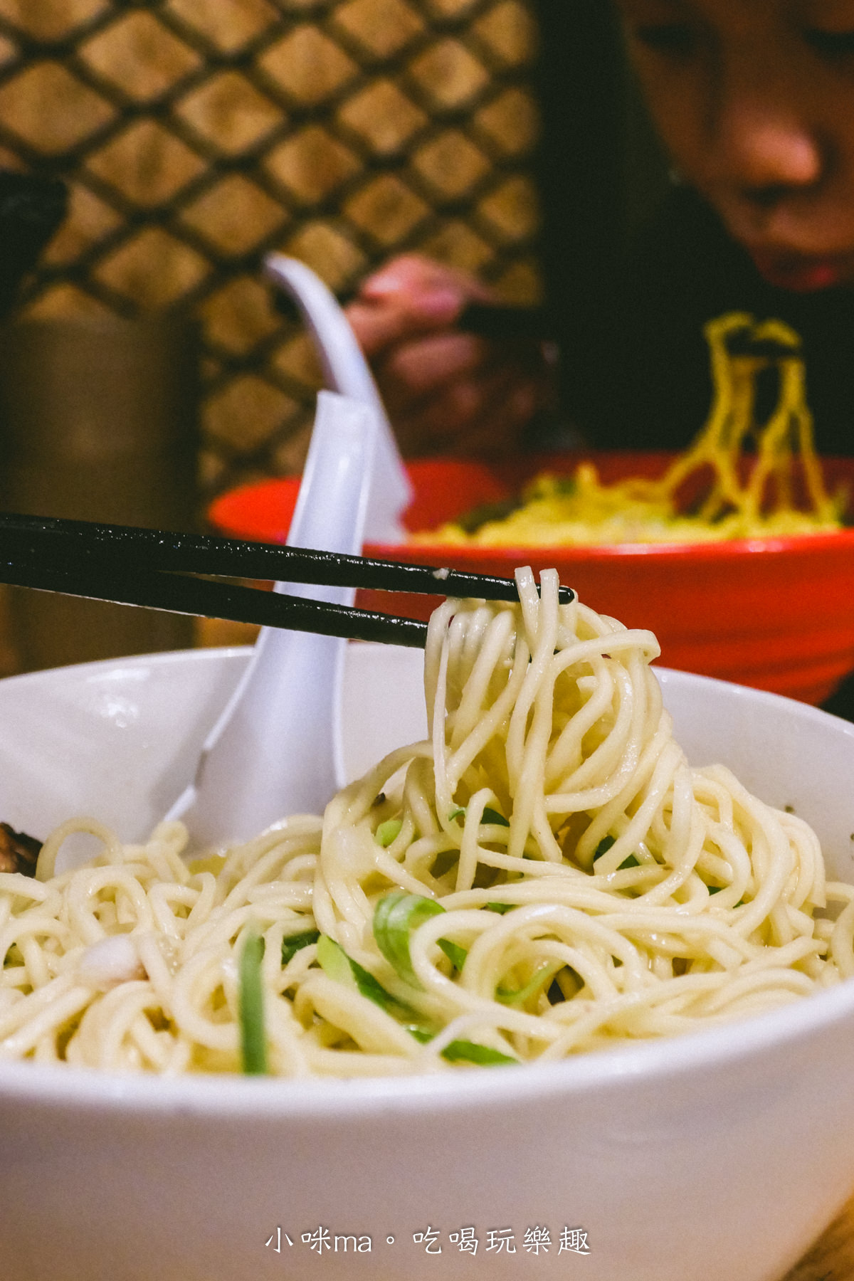 【台北拉麵】Totto Ramen 鳥人拉麵 中山店|來自紐約的日式拉麵,自熬濃厚雞白湯頭搭配厚切叉燒,營業到深夜,中山站美食 - 第19張圖 【台北拉麵】Totto Ramen 鳥人拉麵 中山店|來自紐約的日式拉麵,自熬濃厚雞白湯頭搭配厚切叉燒,營業到深夜,中山站美食