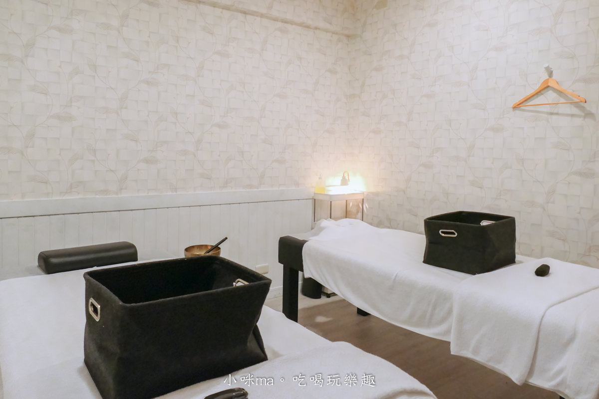 【台北SPA推薦】沐境微晨Spa & Massage｜客製化經絡按摩，脈輪卡牌選定你的能量精油，搭配西藏頌缽淨化解放身心靈，台北精油按摩