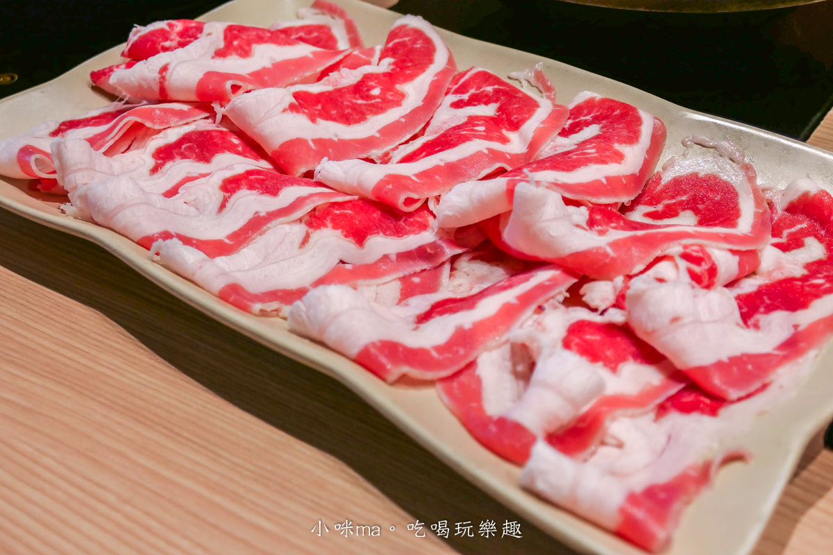 【台北火鍋】石二鍋 士林中正店(旗艦店)|老牌個人鍋也有2.0旗艦版,想吃菜多或是肉多自己選,平價火鍋給你高檔享受,士林美食 - 第17張圖 【台北火鍋】石二鍋 士林中正店(旗艦店)|老牌個人鍋也有2.0旗艦版,想吃菜多或是肉多自己選,平價火鍋給你高檔享受,士林美食