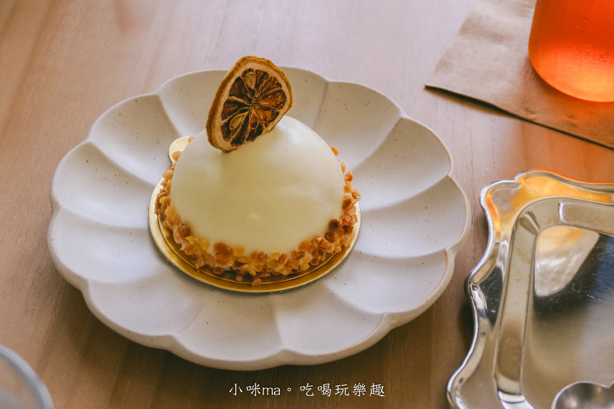 【台北咖啡廳】Mois cafe｜東區新開幕的絕美咖啡廳，轉角來到小歐洲，手機、相機記得充飽電~，忠孝敦化站美食