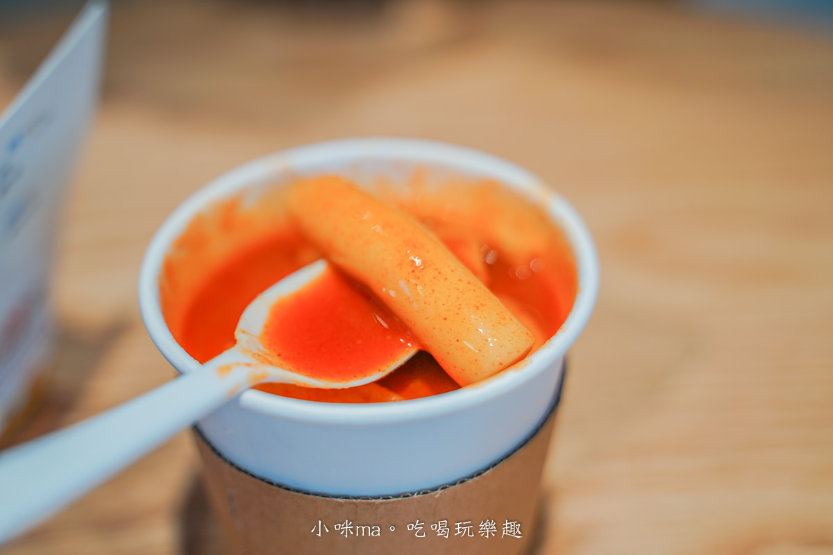 【淡水美食】明朗時代米熱狗-淡水店|韓國人氣熱狗專門店插旗淡水,爆漿起司熱狗拉出浮誇牽絲,捷運淡水站 - 第21張圖 【淡水美食】明朗時代米熱狗-淡水店|韓國人氣熱狗專門店插旗淡水,爆漿起司熱狗拉出浮誇牽絲,捷運淡水站