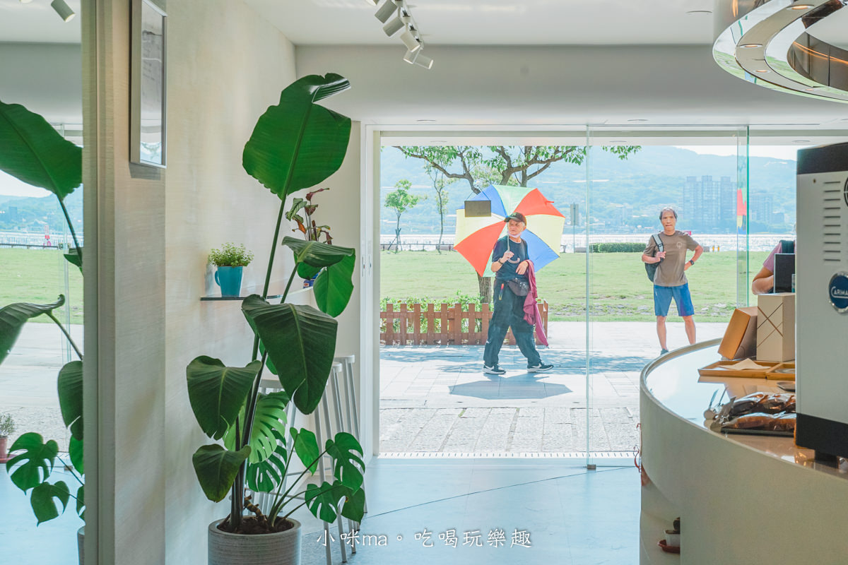 【淡水美食】幻日線法式甜點|淡水老街最美的甜點店,每日現做法式手工蛋糕,嘗過一口就被圈粉,捷運淡水站 - 第7張圖 【淡水美食】幻日線法式甜點|淡水老街最美的甜點店,每日現做法式手工蛋糕,嘗過一口就被圈粉,捷運淡水站