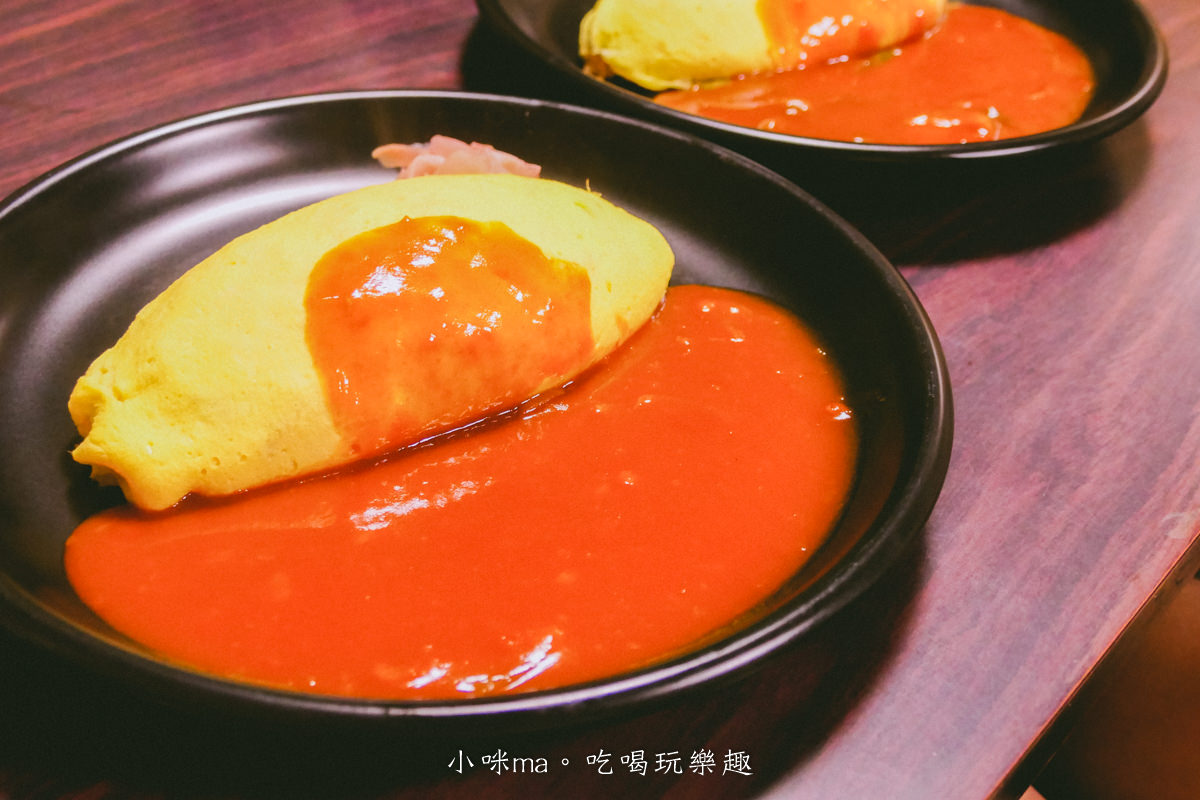 【大阪美食】北極星蛋包飯-心齋橋本店|日本超人氣蛋包飯藏在日式古宅裡,心齋橋這間最美,樸實無華的好吃,心齋橋美食 - 第17張圖 【大阪美食】北極星蛋包飯-心齋橋本店|日本超人氣蛋包飯藏在日式古宅裡,心齋橋這間最美,樸實無華的好吃,心齋橋美食