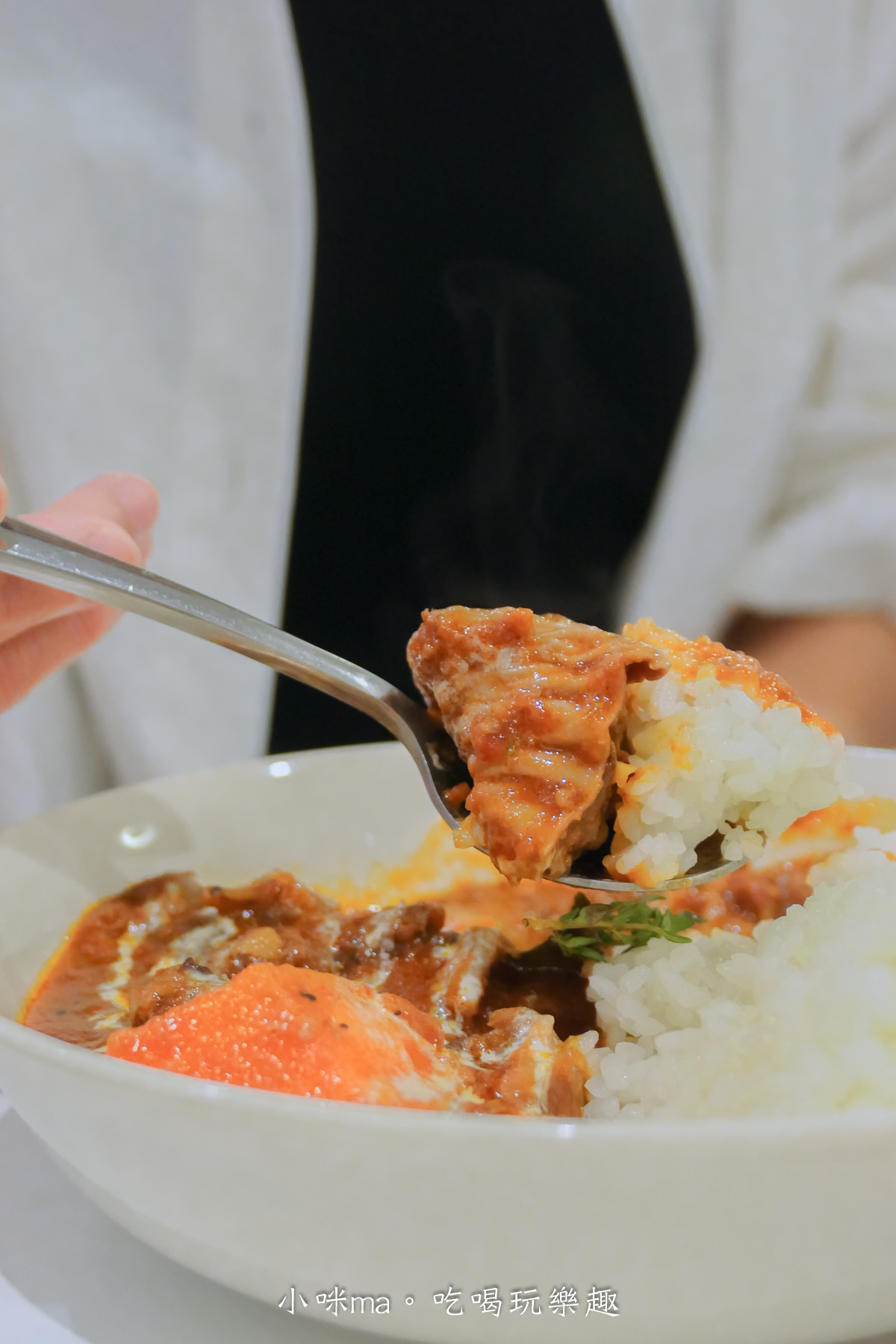 【赤峰街美食】cafe waku|waku waku插旗赤峰街,純白極簡老宅咖啡廳,三溫糖布丁、可朗芙必點,中山區美食 - 第16張圖 【赤峰街美食】cafe waku|waku waku插旗赤峰街,純白極簡老宅咖啡廳,三溫糖布丁、可朗芙必點,中山區美食