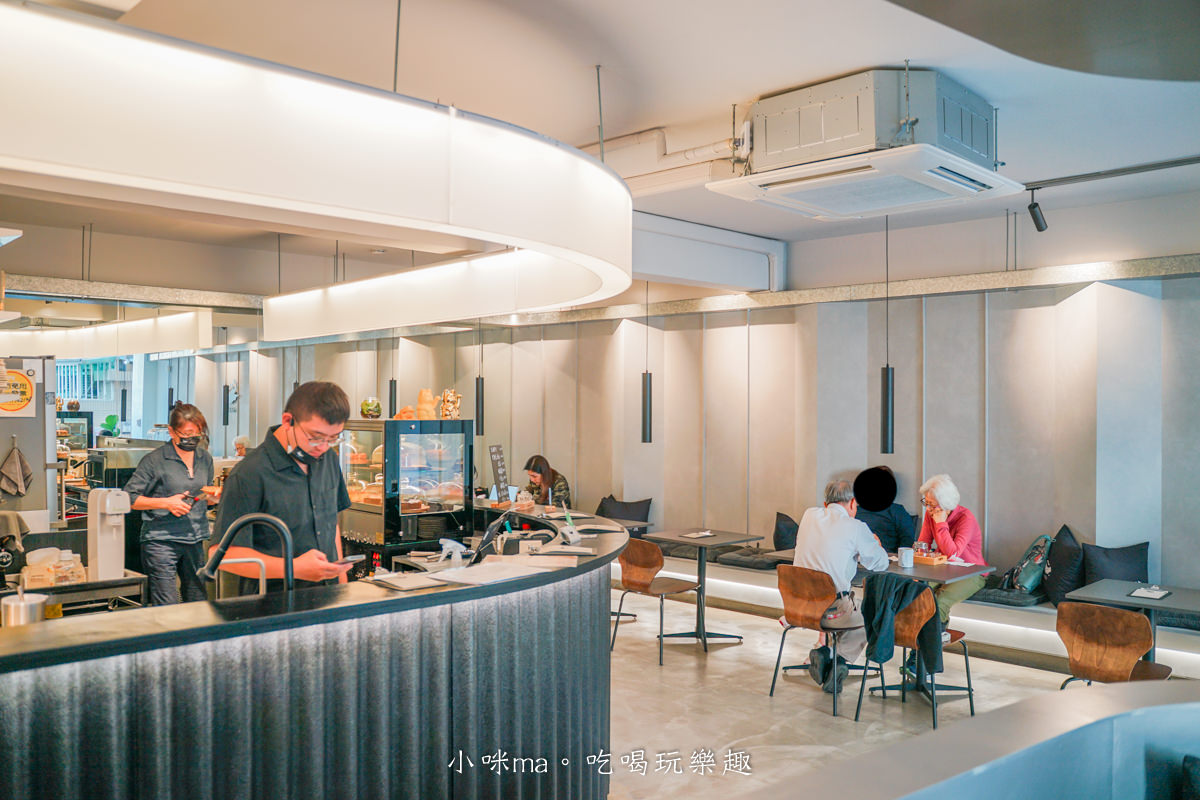 【新店咖啡廳甜點】晒渡咖啡 saiducafe|新店裕隆城附近質感寵物咖啡廳,仙氣爆棚布偶貓陪你喝下午茶,未客滿不限時喔,新店美食 - 第5張圖 【新店咖啡廳甜點】晒渡咖啡 saiducafe|新店裕隆城附近質感寵物咖啡廳,仙氣爆棚布偶貓陪你喝下午茶,未客滿不限時喔,新店美食
