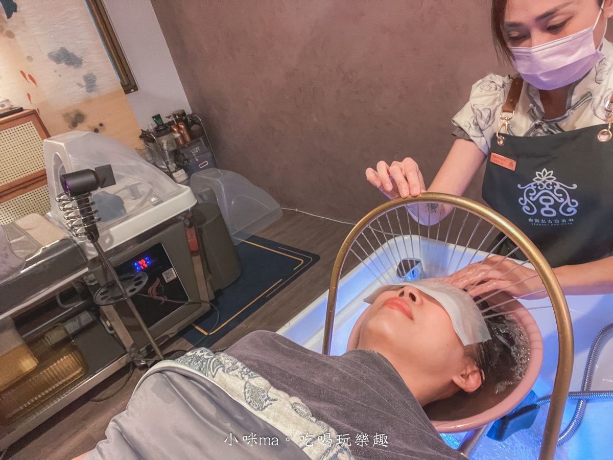 【新北中和SPA】移花宮古法頭療｜新北中和第一間古法頭療，幫頭部做個SPA，媽啊~也太舒服了，清香中藥頭湯好放鬆，內有價目表，捷運南勢角站