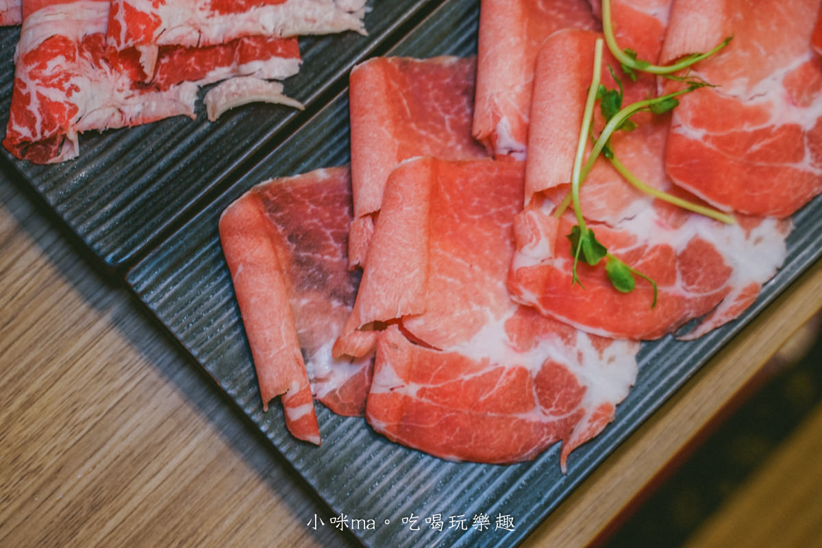 【新莊火鍋】吾皇大大 朕的鍋物-新莊中港殿|皇上吉祥!!吃火鍋也搞穿越劇,蔬食、火鍋配料自助吧、白飯、飲料吃到飽,新北火鍋 - 第35張圖 【新莊火鍋】吾皇大大 朕的鍋物-新莊中港殿|皇上吉祥!!吃火鍋也搞穿越劇,蔬食、火鍋配料自助吧、白飯、飲料吃到飽,新北火鍋