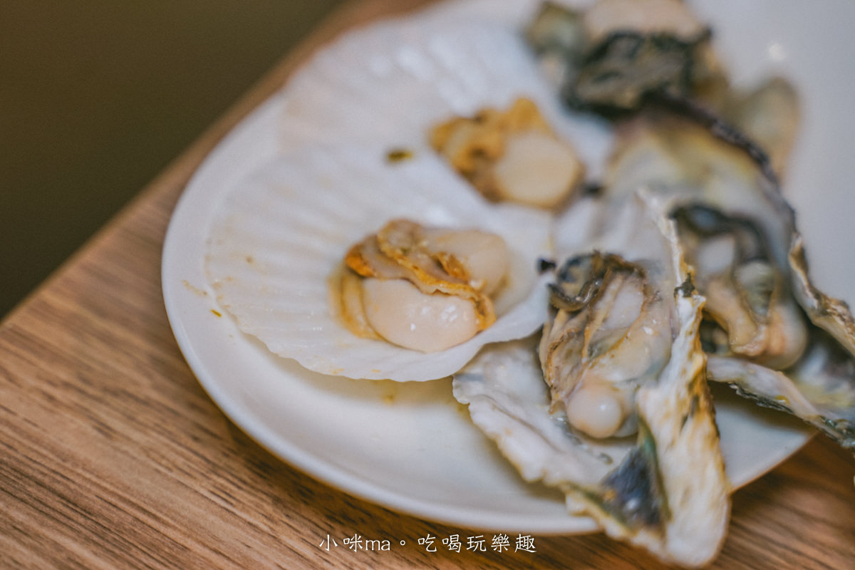【新莊火鍋】吾皇大大 朕的鍋物-新莊中港殿|皇上吉祥!!吃火鍋也搞穿越劇,蔬食、火鍋配料自助吧、白飯、飲料吃到飽,新北火鍋 - 第41張圖 【新莊火鍋】吾皇大大 朕的鍋物-新莊中港殿|皇上吉祥!!吃火鍋也搞穿越劇,蔬食、火鍋配料自助吧、白飯、飲料吃到飽,新北火鍋