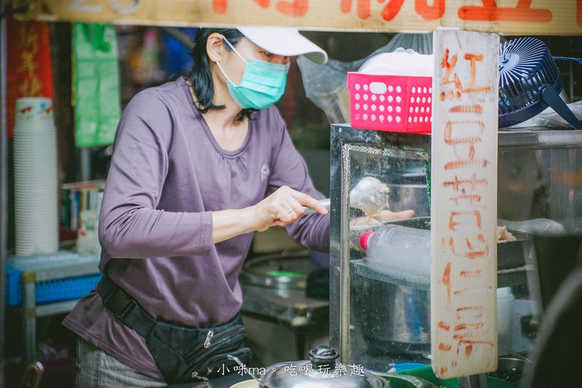【新莊無名美食】古早味豆花|超人氣無名豆花一碗只要30元,排隊人潮沒停過啦,近新莊體育場,新北美食 - 第7張圖 【新莊無名美食】古早味豆花|超人氣無名豆花一碗只要30元,排隊人潮沒停過啦,近新莊體育場,新北美食