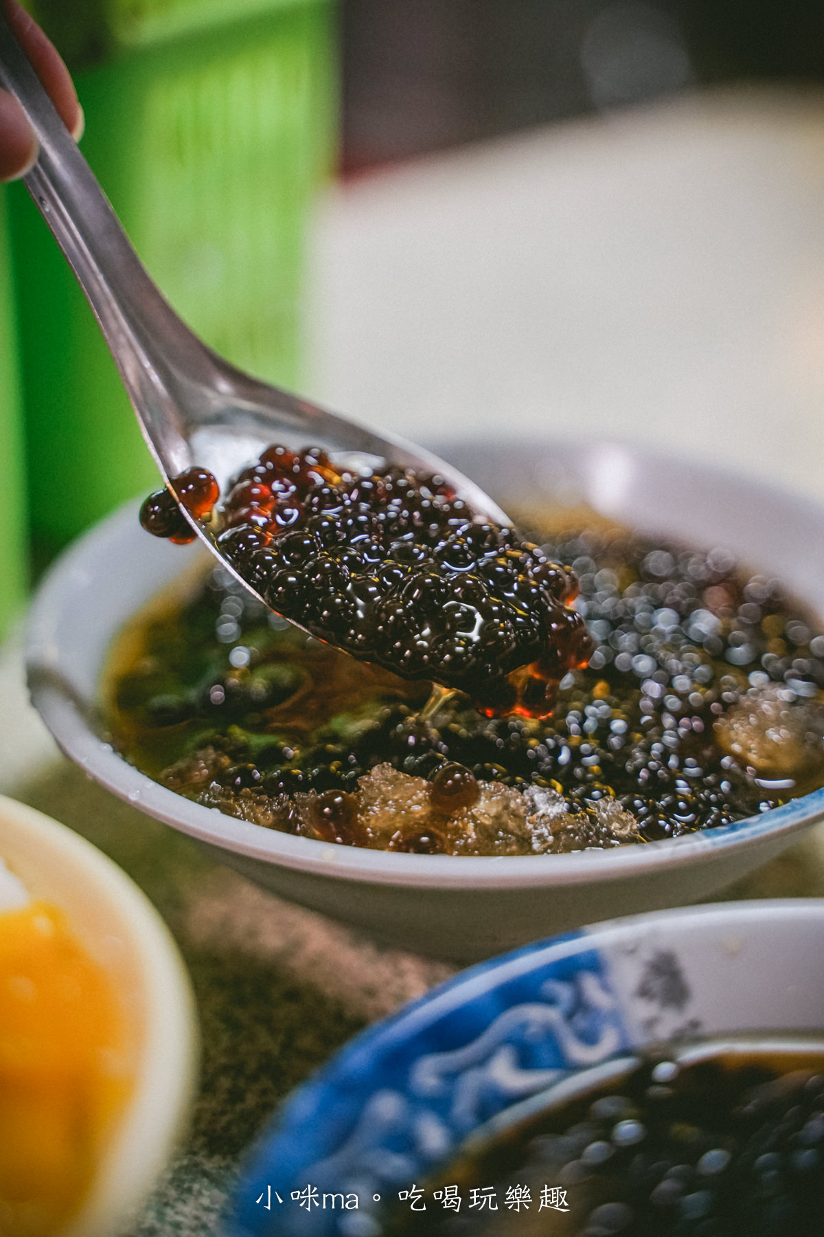 【新莊無名美食】古早味豆花|超人氣無名豆花一碗只要30元,排隊人潮沒停過啦,近新莊體育場,新北美食 - 第16張圖 【新莊無名美食】古早味豆花|超人氣無名豆花一碗只要30元,排隊人潮沒停過啦,近新莊體育場,新北美食