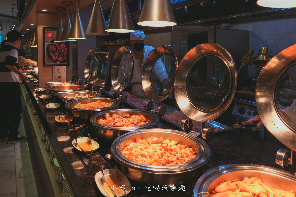 【宜蘭住宿】村却國際溫泉酒店｜房內就有雙湯池，頂樓星空酒吧獨攬宜蘭百萬夜景，早餐還能吃到下午兩點，一泊二食最划算