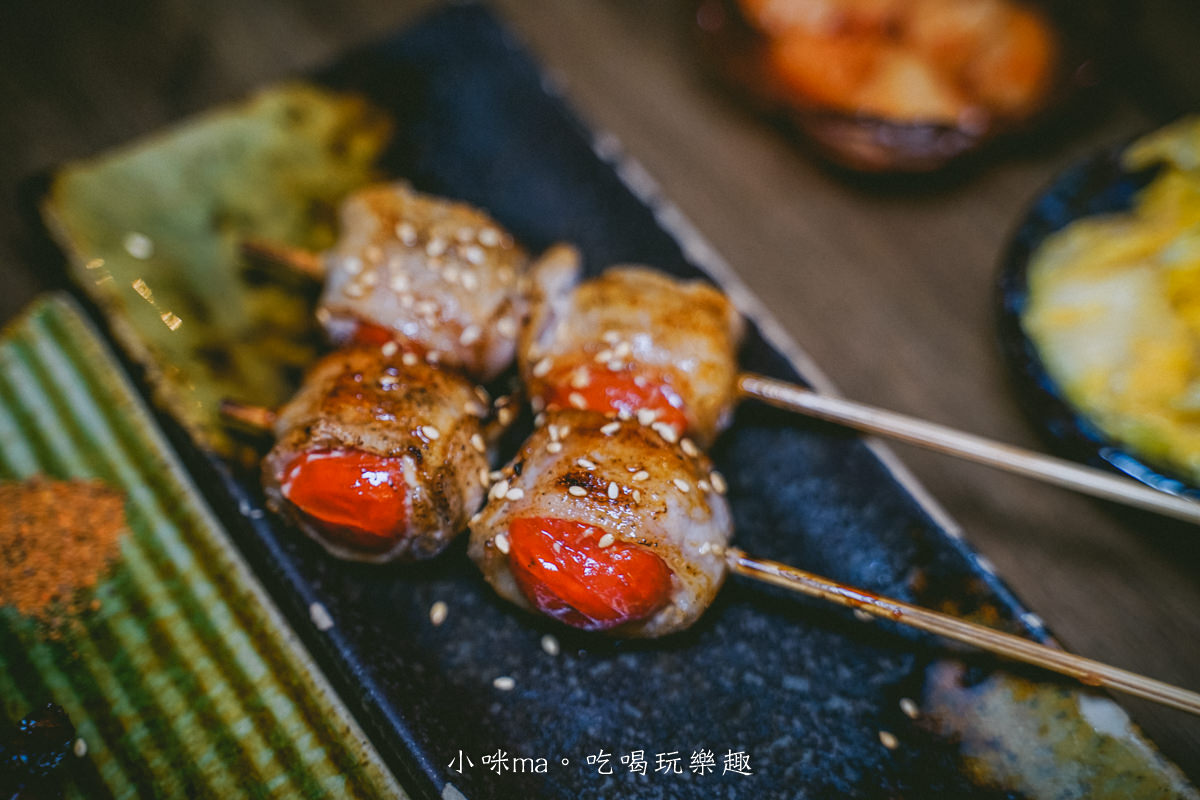 【台北居酒屋】炭吉郎居酒屋 台北店|板橋人氣居酒屋來台北設點啦!!職人燒烤、浮誇擺盤道道都是藝術,不訂位吃不到啦 - 第13張圖 【台北居酒屋】炭吉郎居酒屋 台北店|板橋人氣居酒屋來台北設點啦!!職人燒烤、浮誇擺盤道道都是藝術,不訂位吃不到啦