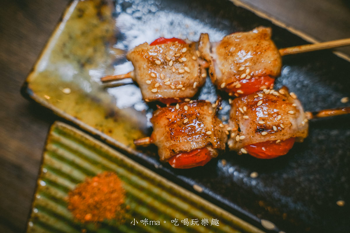 【台北居酒屋】炭吉郎居酒屋 台北店|板橋人氣居酒屋來台北設點啦!!職人燒烤、浮誇擺盤道道都是藝術,不訂位吃不到啦 - 第14張圖 【台北居酒屋】炭吉郎居酒屋 台北店|板橋人氣居酒屋來台北設點啦!!職人燒烤、浮誇擺盤道道都是藝術,不訂位吃不到啦