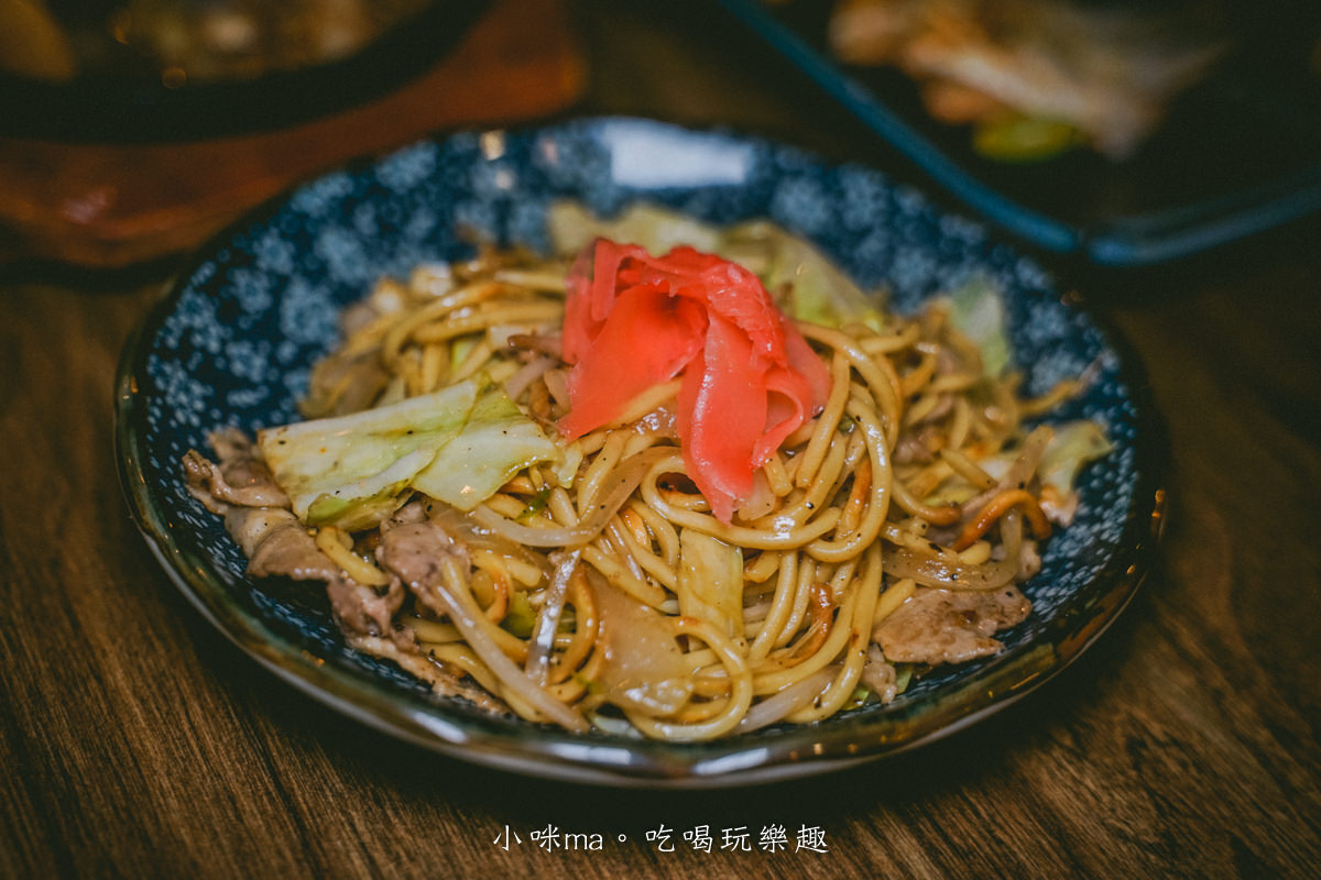 【台北居酒屋】炭吉郎居酒屋 台北店|板橋人氣居酒屋來台北設點啦!!職人燒烤、浮誇擺盤道道都是藝術,不訂位吃不到啦 - 第28張圖 【台北居酒屋】炭吉郎居酒屋 台北店|板橋人氣居酒屋來台北設點啦!!職人燒烤、浮誇擺盤道道都是藝術,不訂位吃不到啦