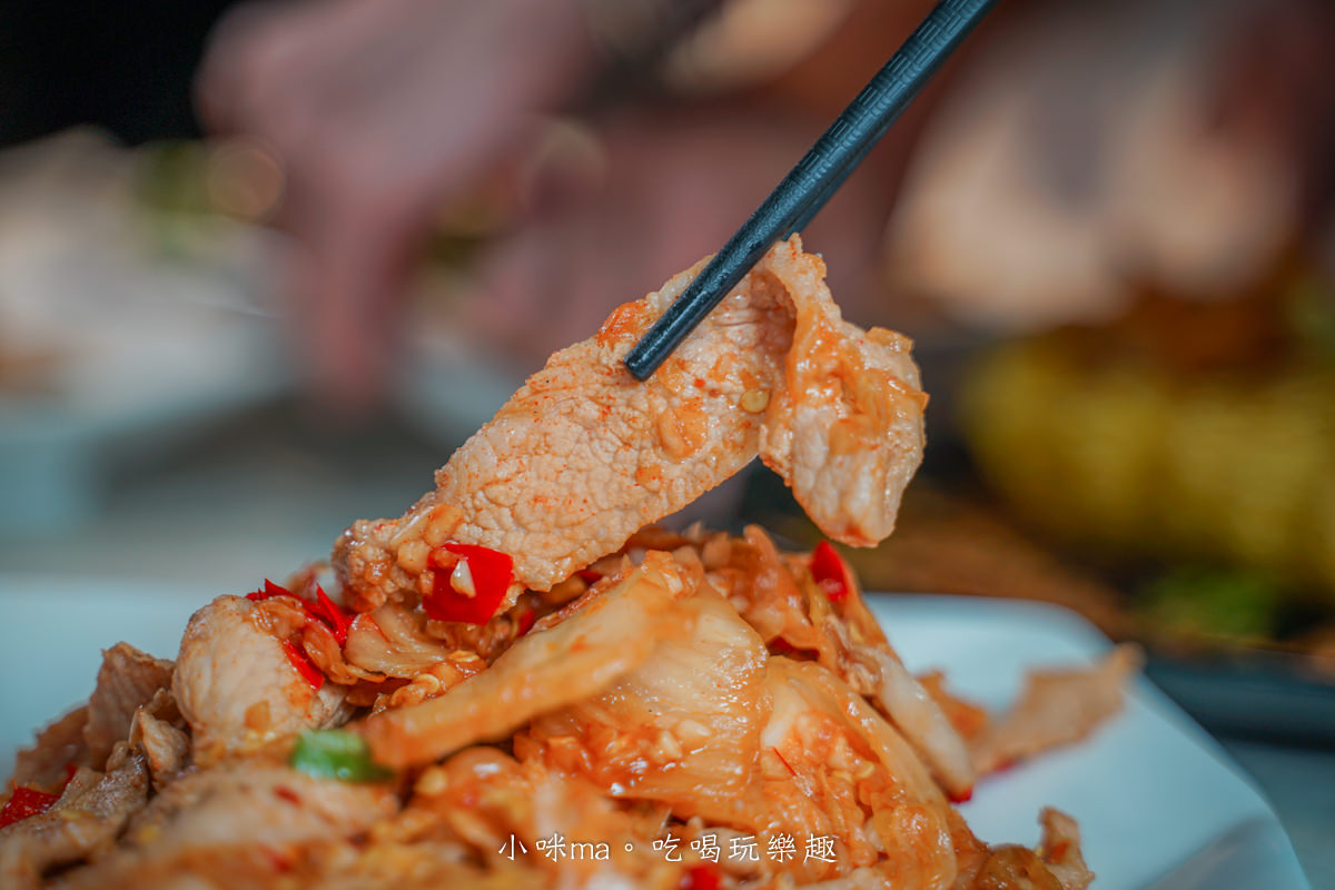【新店美食】宸軒園粵菜海鮮(中興店)|母親節帶媽媽吃好料,彭湃一大桌超有面子,合菜、單點都OK,另設包廂、KTV包場,母親節桌菜推薦 - 第41張圖 【新店美食】宸軒園粵菜海鮮(中興店)|母親節帶媽媽吃好料,彭湃一大桌超有面子,合菜、單點都OK,另設包廂、KTV包場,母親節桌菜推薦