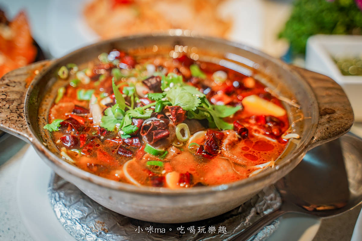 【新店美食】宸軒園粵菜海鮮(中興店)|母親節帶媽媽吃好料,彭湃一大桌超有面子,合菜、單點都OK,另設包廂、KTV包場,母親節桌菜推薦 - 第36張圖 【新店美食】宸軒園粵菜海鮮(中興店)|母親節帶媽媽吃好料,彭湃一大桌超有面子,合菜、單點都OK,另設包廂、KTV包場,母親節桌菜推薦