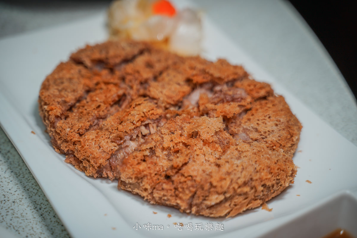 【新店美食】宸軒園粵菜海鮮(中興店)|母親節帶媽媽吃好料,彭湃一大桌超有面子,合菜、單點都OK,另設包廂、KTV包場,母親節桌菜推薦 - 第32張圖 【新店美食】宸軒園粵菜海鮮(中興店)|母親節帶媽媽吃好料,彭湃一大桌超有面子,合菜、單點都OK,另設包廂、KTV包場,母親節桌菜推薦