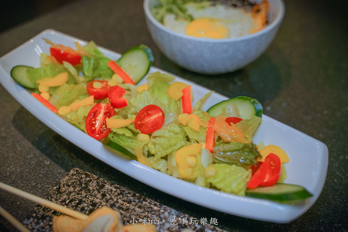 【市政府美食】朋月栻 韓吃一隻雞 微風信義店｜道地一隻雞火鍋，搭配超派海鮮桶，給你創新的韓式料理，台北韓式料理推薦