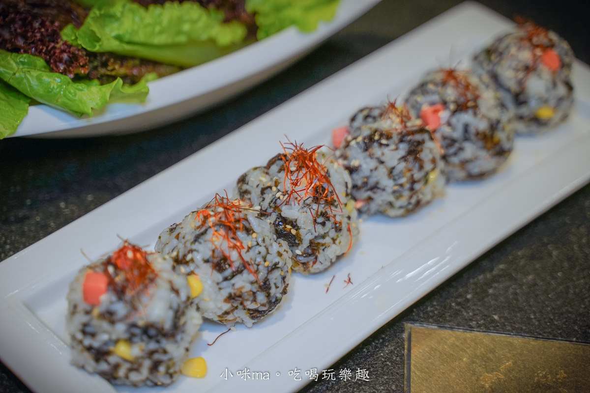 【市政府美食】朋月栻 韓吃一隻雞 微風信義店｜道地一隻雞火鍋，搭配超派海鮮桶，給你創新的韓式料理，台北韓式料理推薦