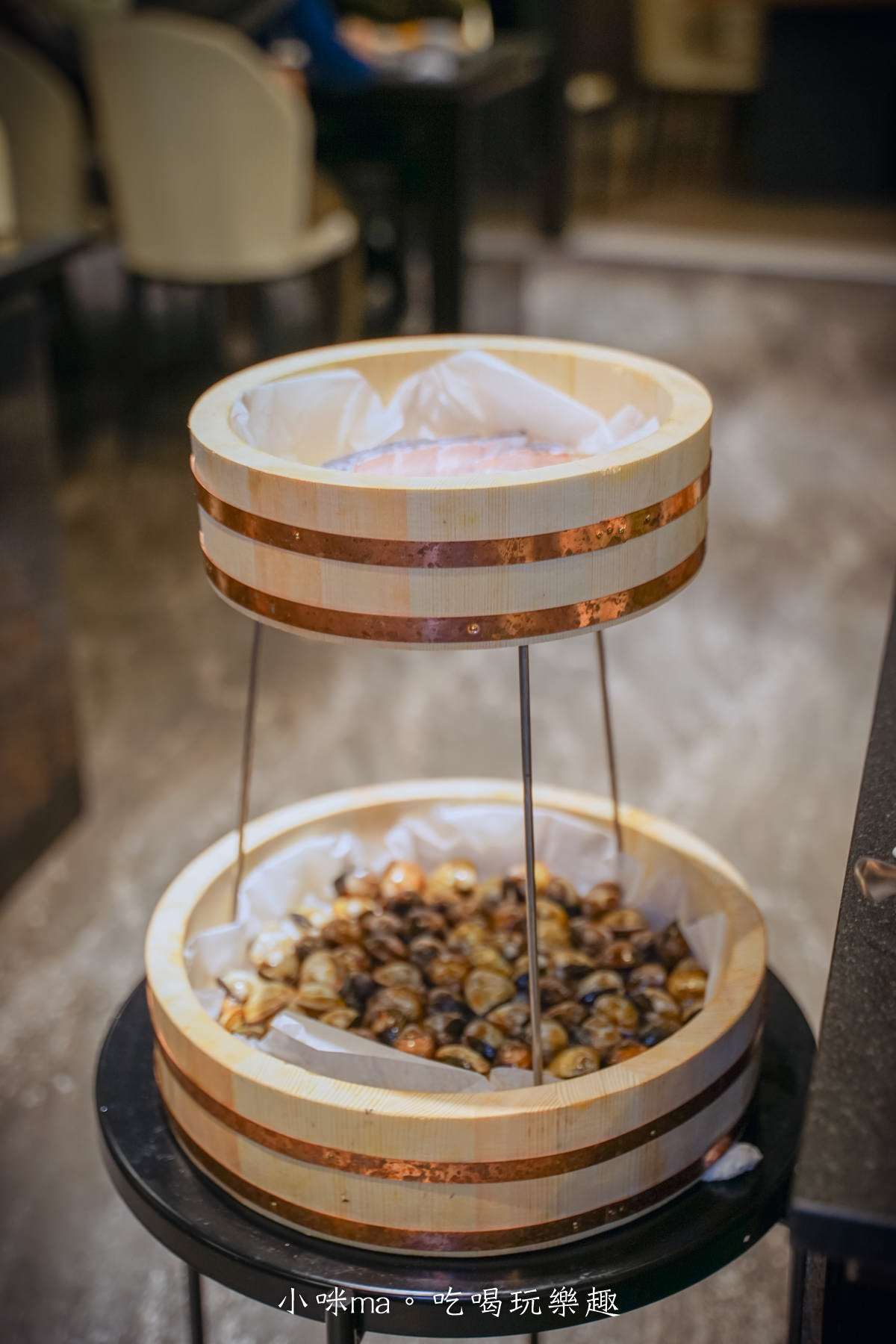 【市政府美食】朋月栻 韓吃一隻雞 微風信義店｜道地一隻雞火鍋，搭配超派海鮮桶，給你創新的韓式料理，台北韓式料理推薦