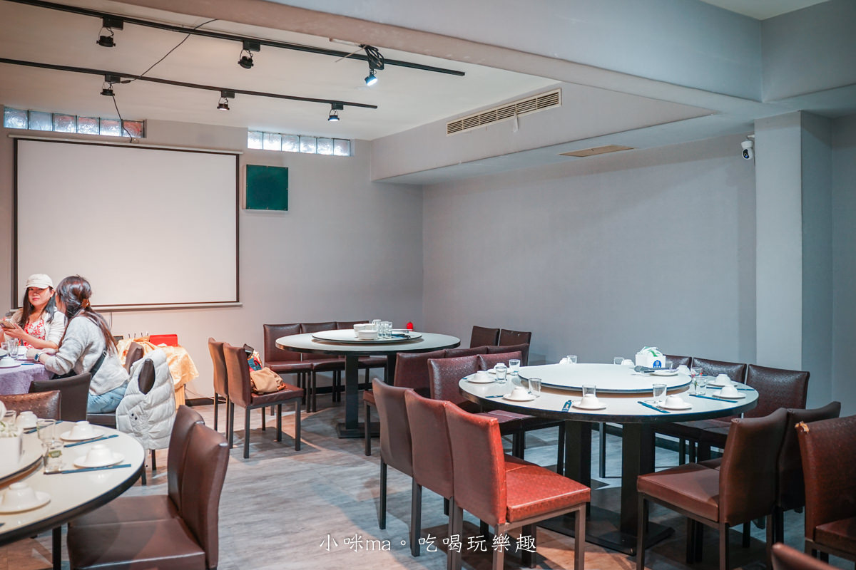 【新店美食】宸軒園粵菜海鮮(中興店)|母親節帶媽媽吃好料,彭湃一大桌超有面子,合菜、單點都OK,另設包廂、KTV包場,母親節桌菜推薦 - 第5張圖 【新店美食】宸軒園粵菜海鮮(中興店)|母親節帶媽媽吃好料,彭湃一大桌超有面子,合菜、單點都OK,另設包廂、KTV包場,母親節桌菜推薦